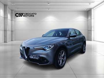 2.2 t Business rwd 180cv auto