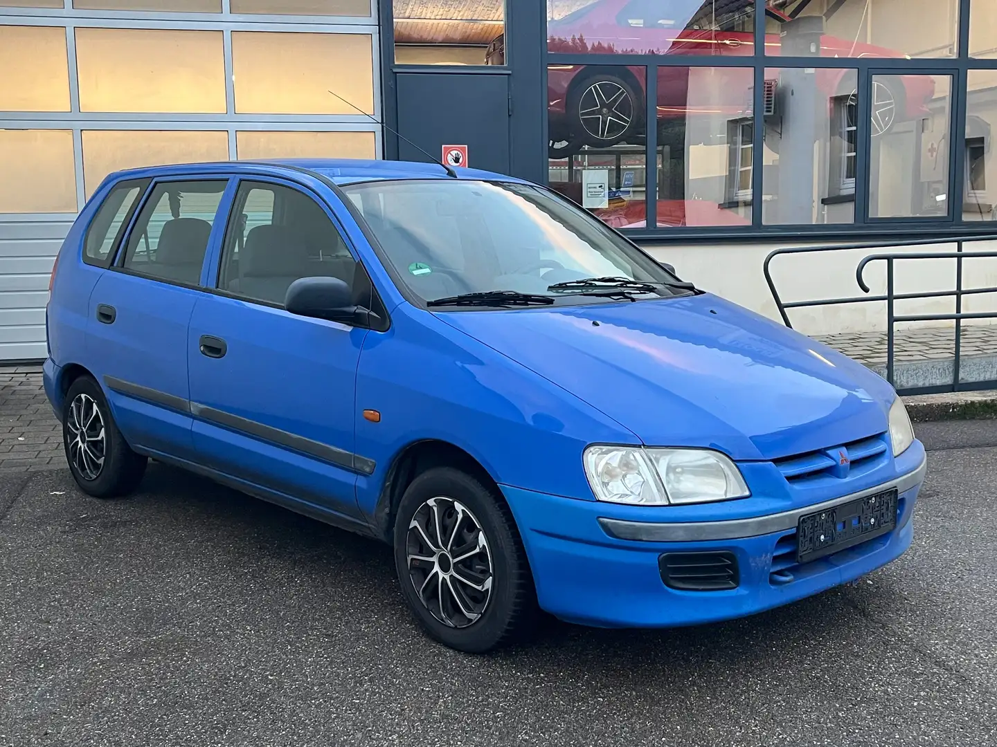 Mitsubishi Space Star 1300 GLX Klimaanlage Blau - 2
