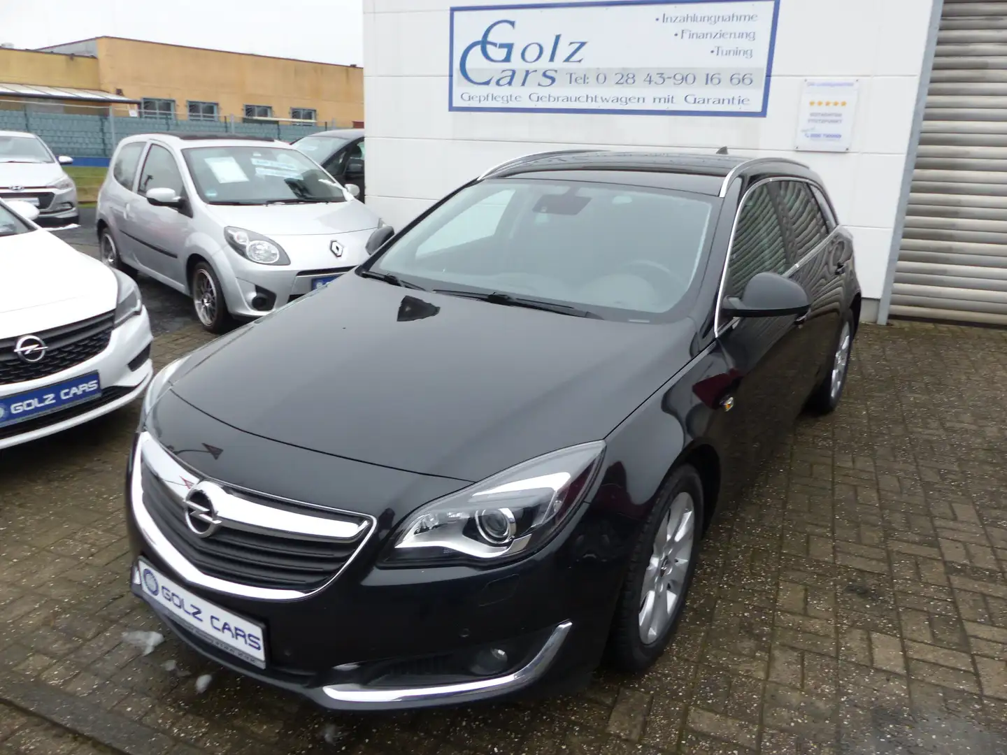 Opel Insignia Sports Tourer Innovation Schwarz - 2