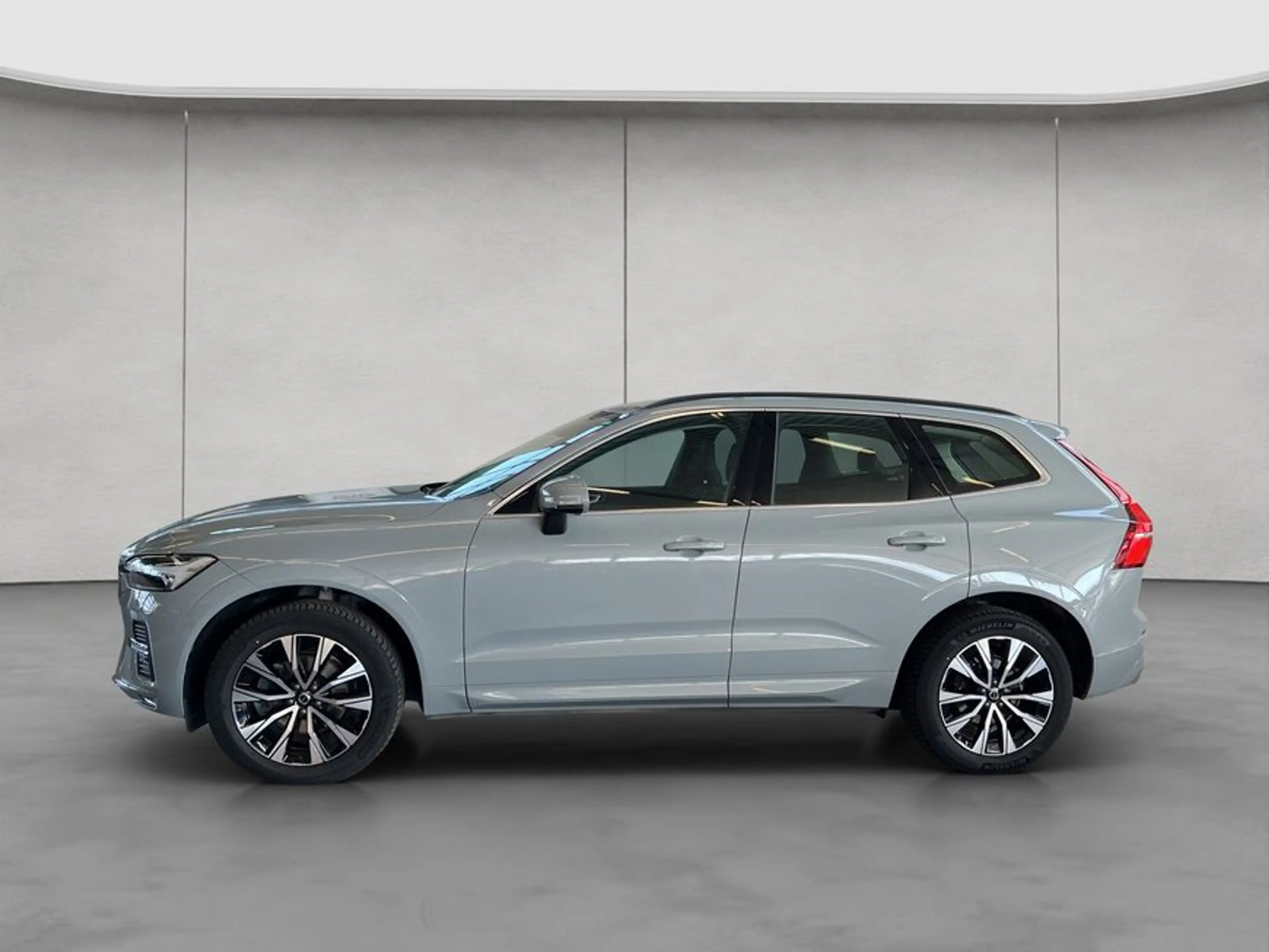 Volvo XC60 XC60 B5 AWD Core Aut 19'' Licht-Paket AHK Kamera P — photo 2
