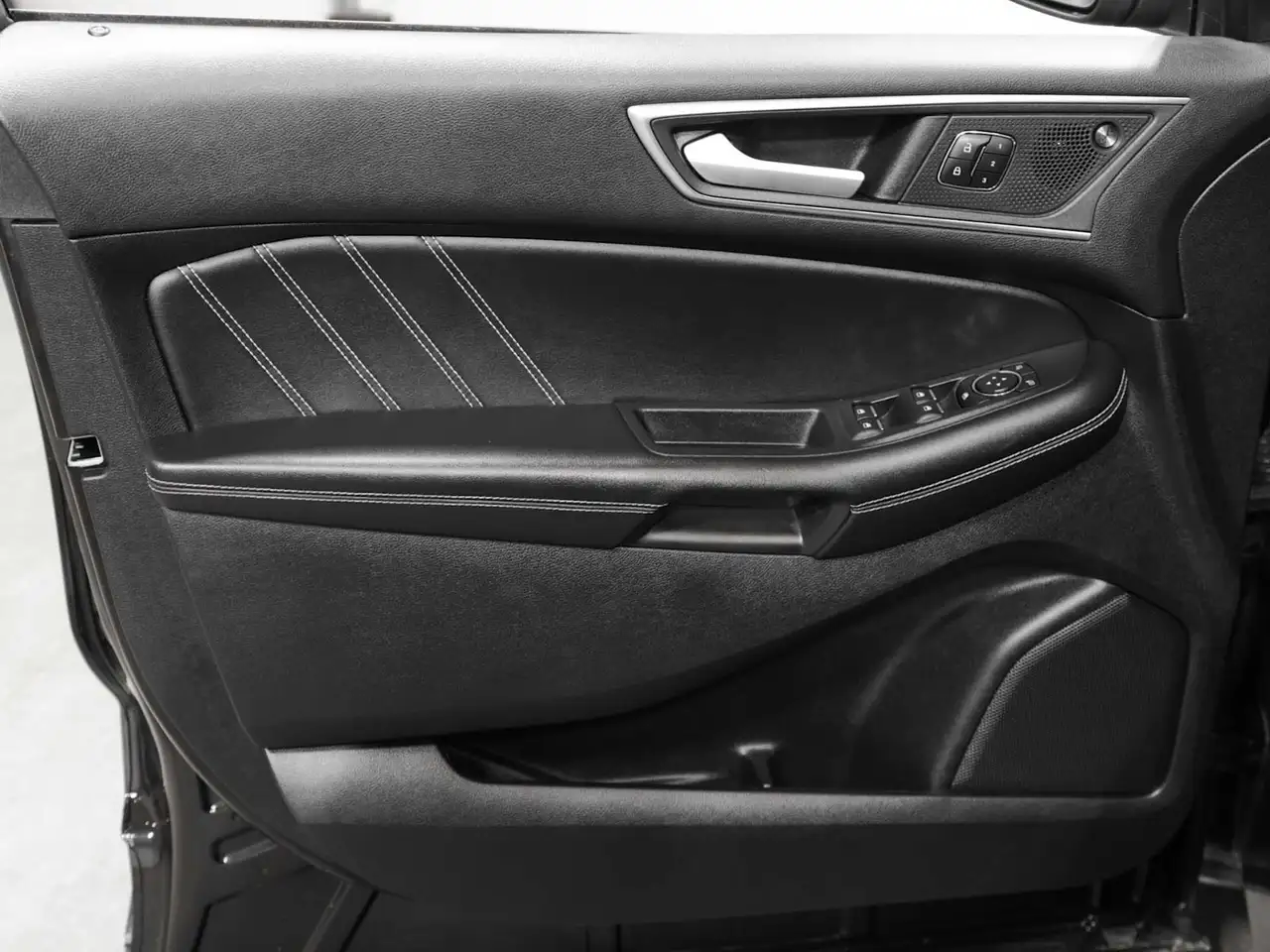 Ford Edge снимка Ford Edge