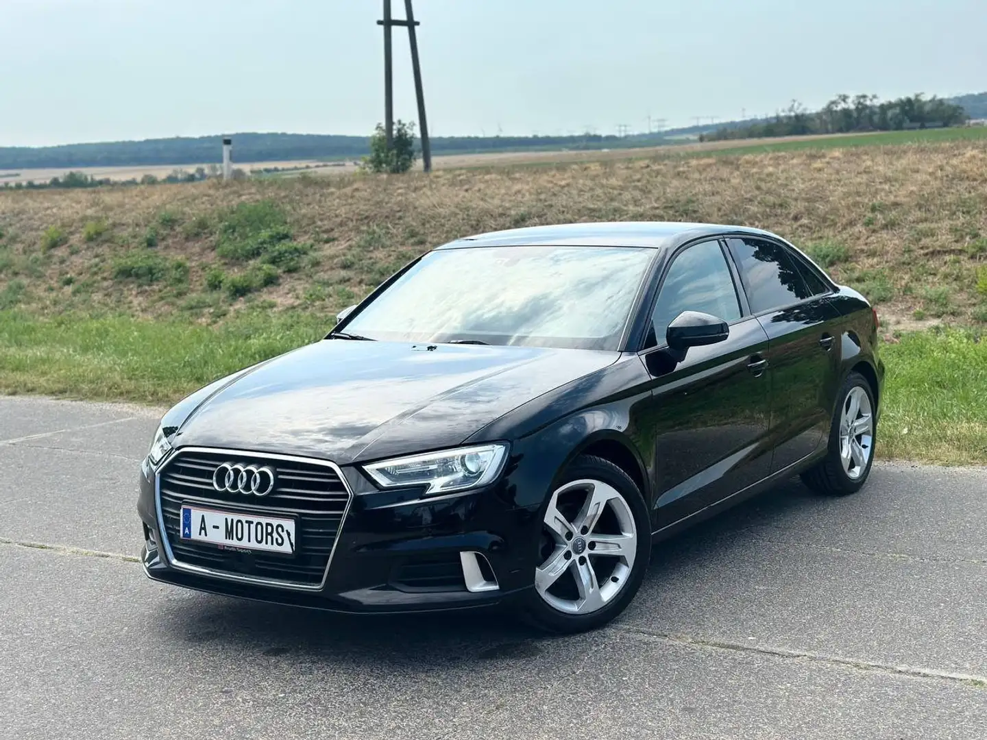 Audi A3 sport Schwarz - 2