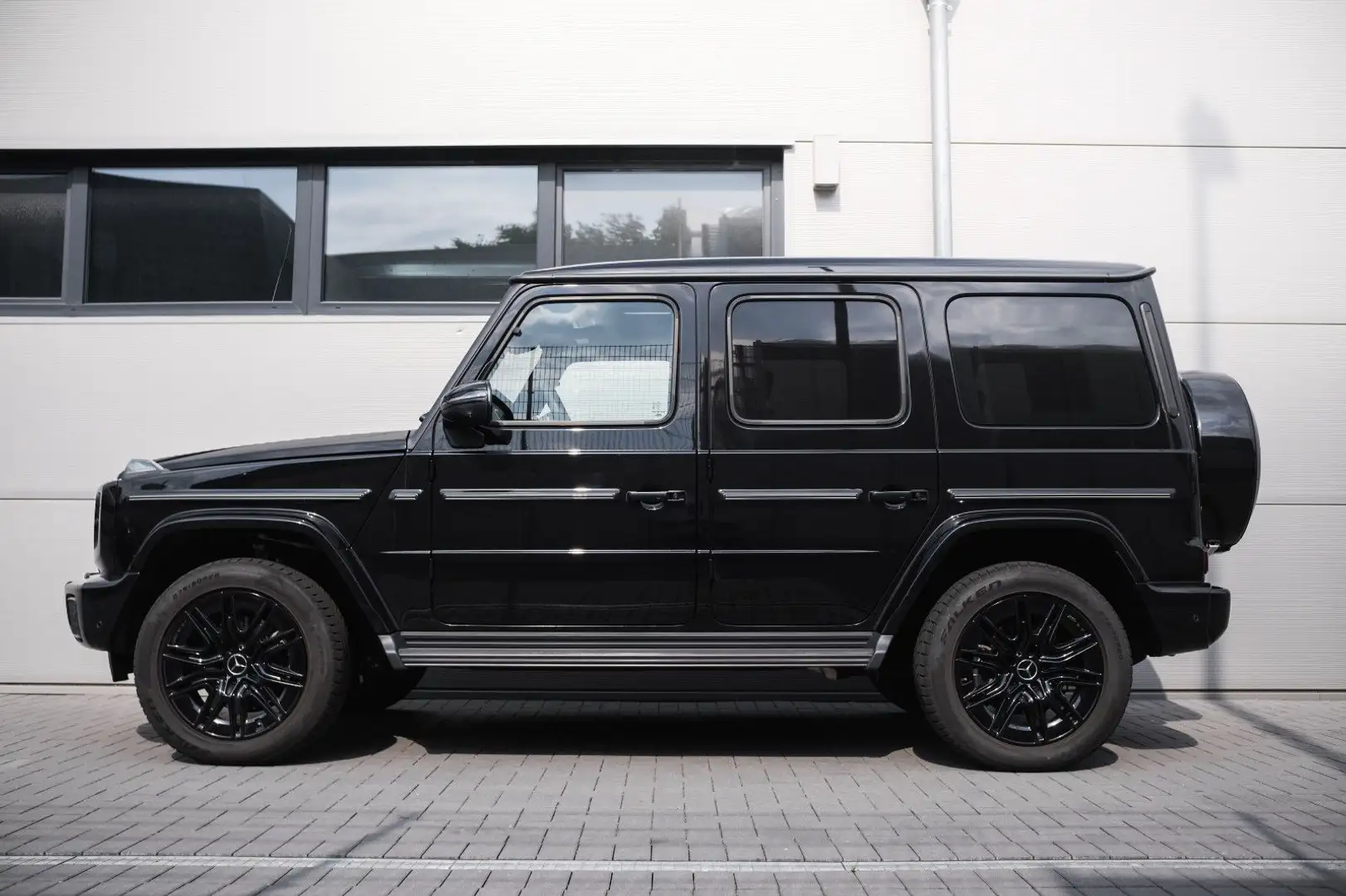 Mercedes-Benz G 450 d AMG Line-Kom.- Techn.-Night-Pak. SUPERIOR Zwart - 1