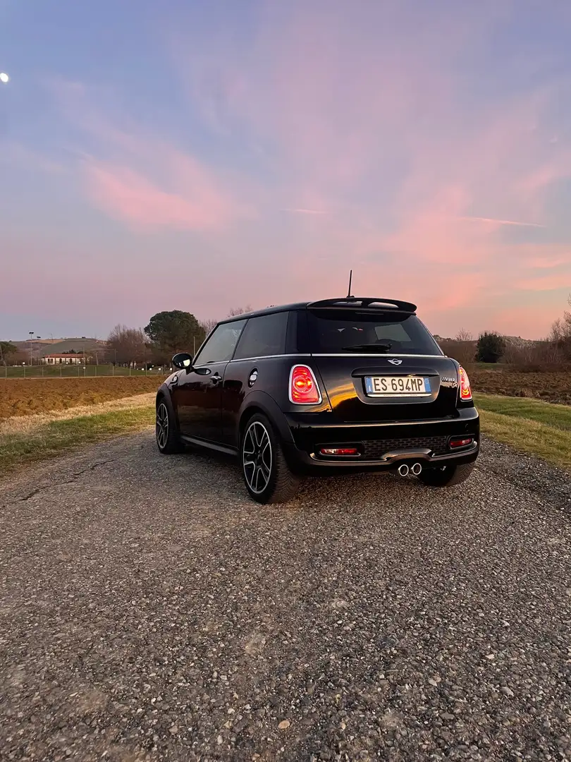 MINI Cooper SD 2.0 Black - 2