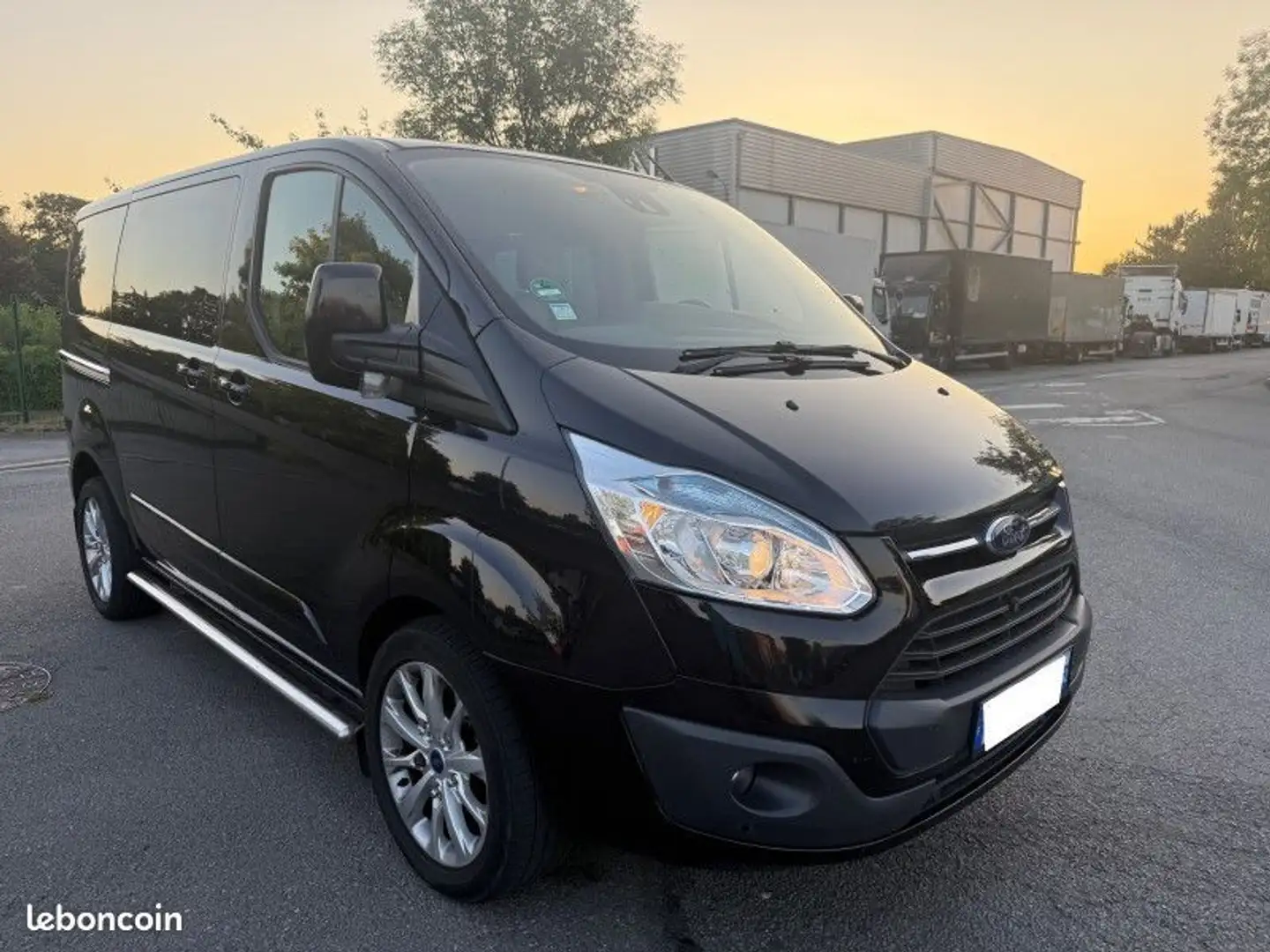 Ford Transit Custom TRANSIT FG 270 L1H1 2.2 TDCI 155CH LIMITED Zwart - 1