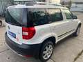 Skoda Yeti Ambition, Panoramadach, 1 Hand Blanc - thumbnail 11