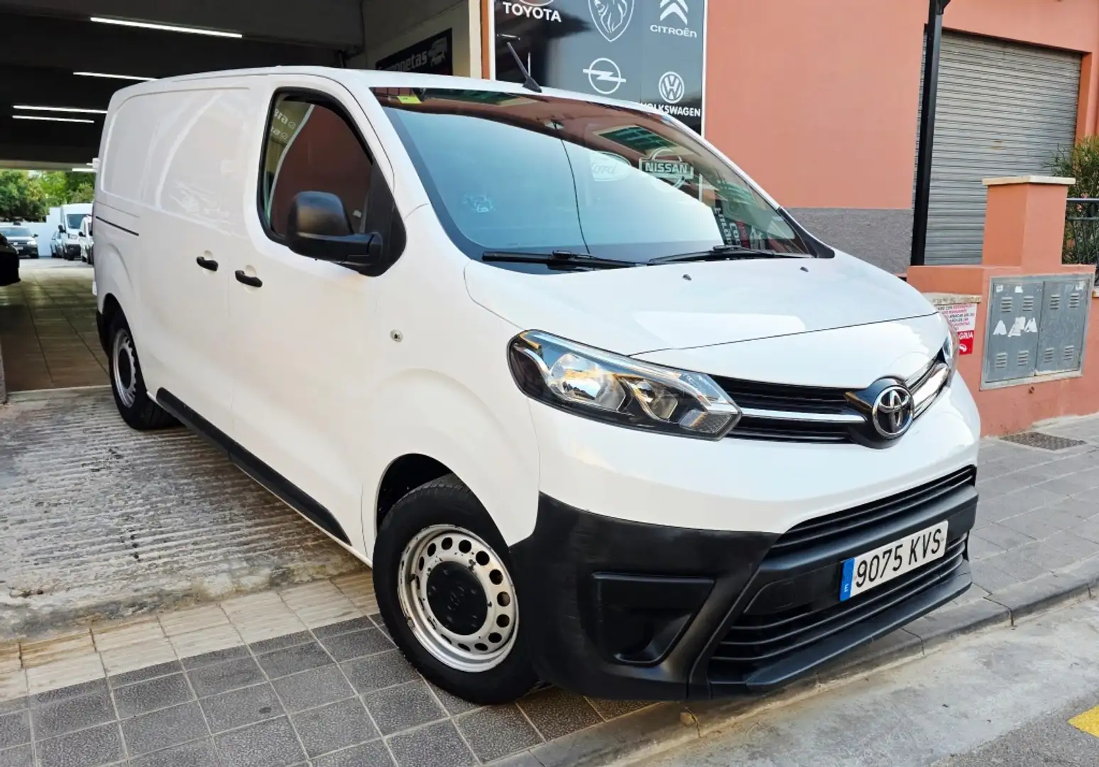 Toyota Proace TOYOTA Industrial  Manual de 4 Puertas Blanco - 2