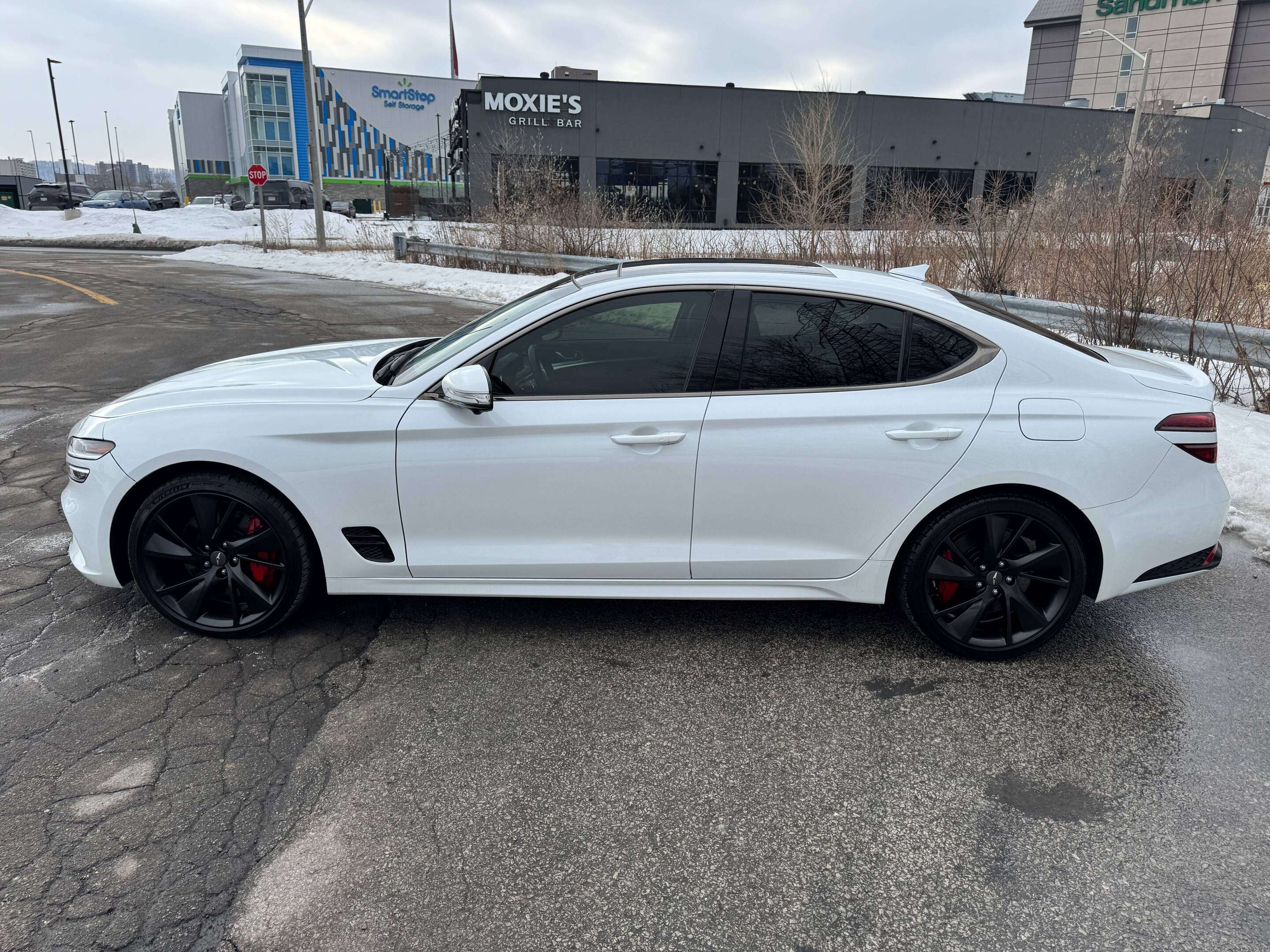 2023 Genesis G70 3.3T Sport — снимка 1