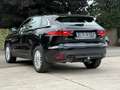 Jaguar F-Pace Aut. Portfolio-Pano-Trekhaak-Leer-Gps-Pano-Full Zwart - thumbnail 4