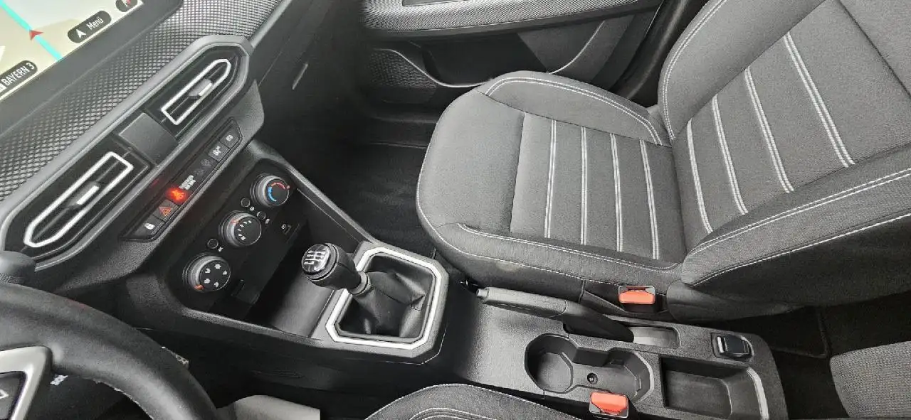 Dacia Jogger Expression TCe 100 bivalent Benzin & LPG 8