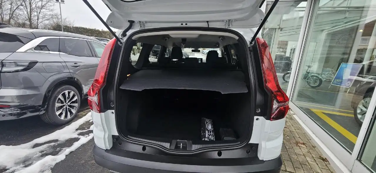 Dacia Jogger Expression TCe 100 bivalent Benzin & LPG 4