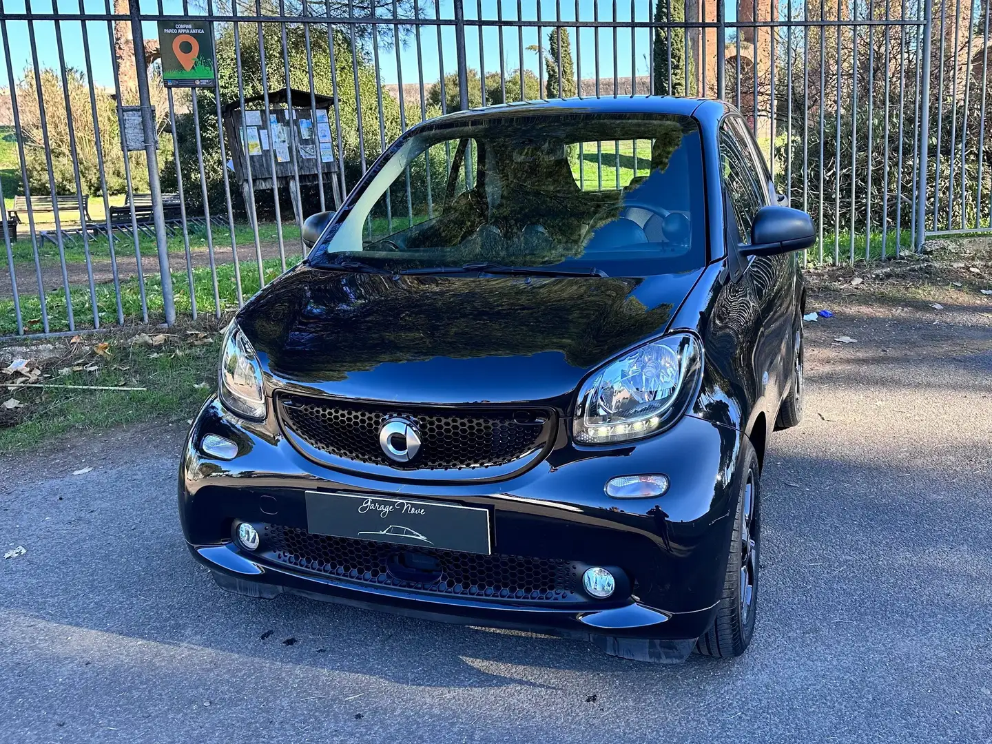 smart forTwo Fortwo 1.0 Passion 71cv twinamic NO FINANZIAMENTO Nero - 1