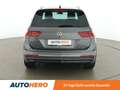Volkswagen Tiguan 2.0 TDI Comfortline BM R-Line Aut. *LED*ACC*NAVI* Gris - thumbnail 5