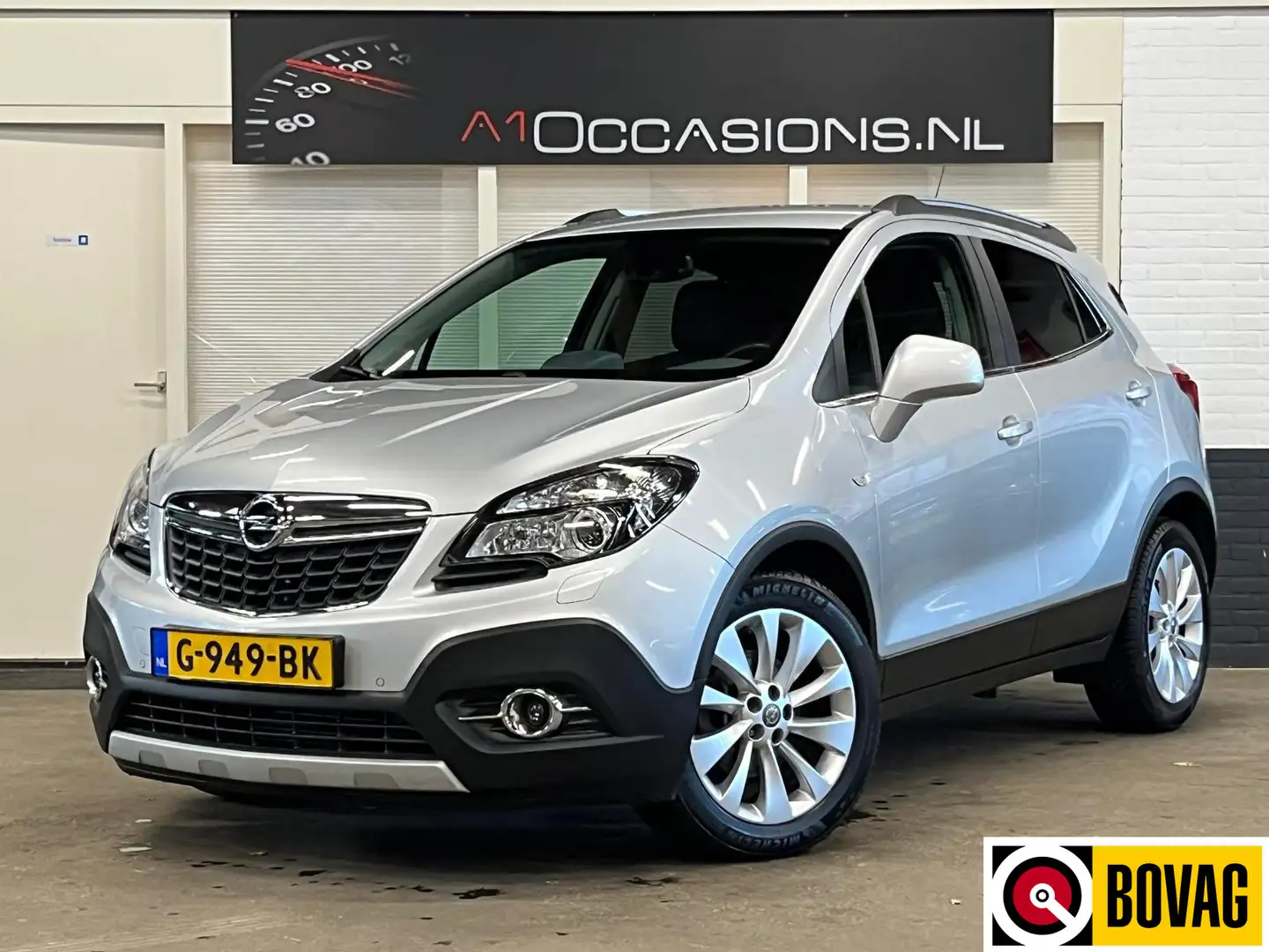 Opel Mokka 1.4 T Cosmo + HALF LEDER + STUUR/STOELVERWARMING Grijs - 1