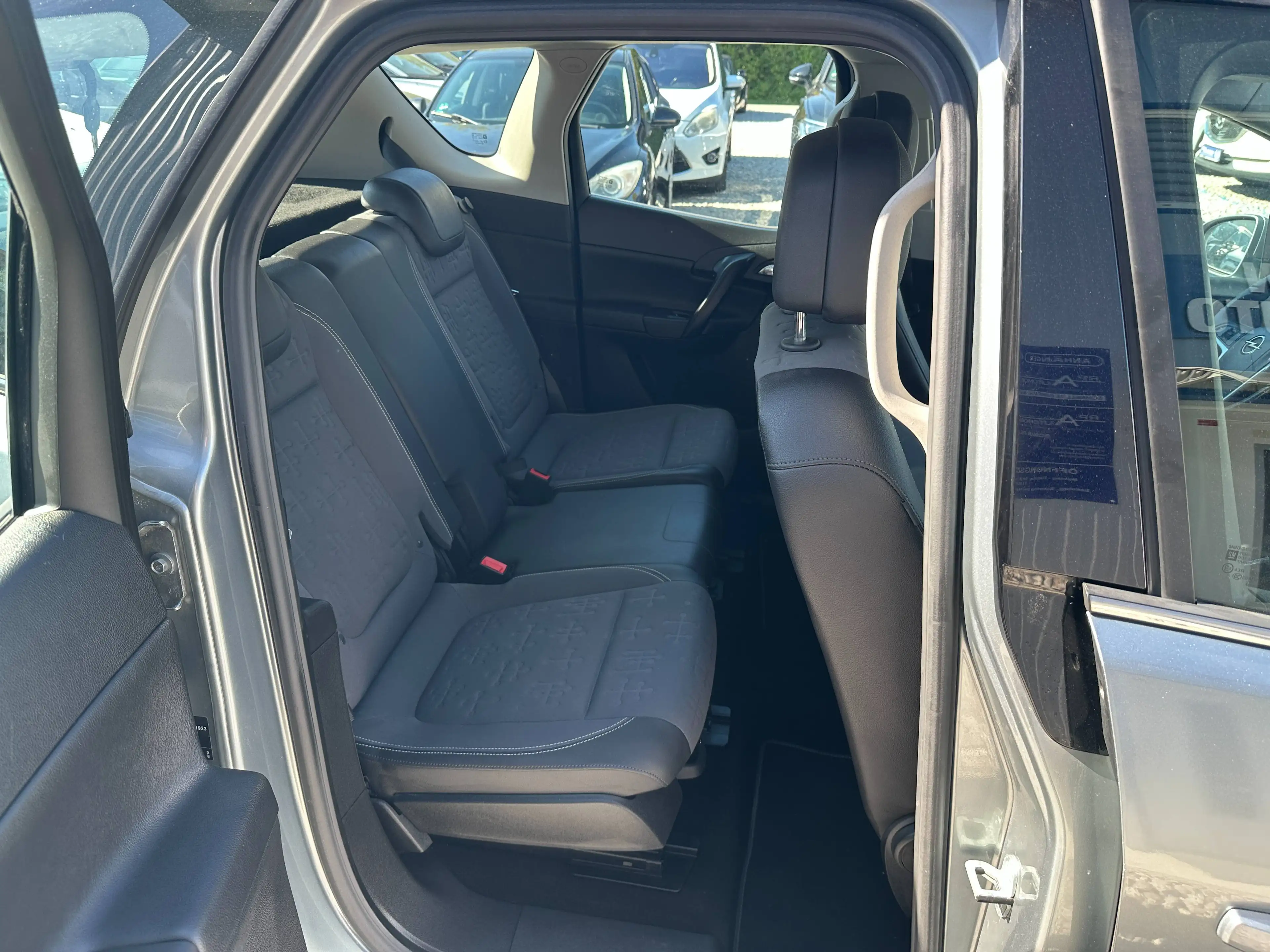 Opel Meriva Innovation 1.4 KLIMA NAVI PDC SITZ+LENKRADHEIZUNG — photo 13