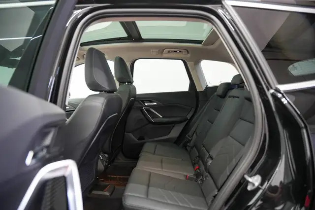 BMW X1 view 14