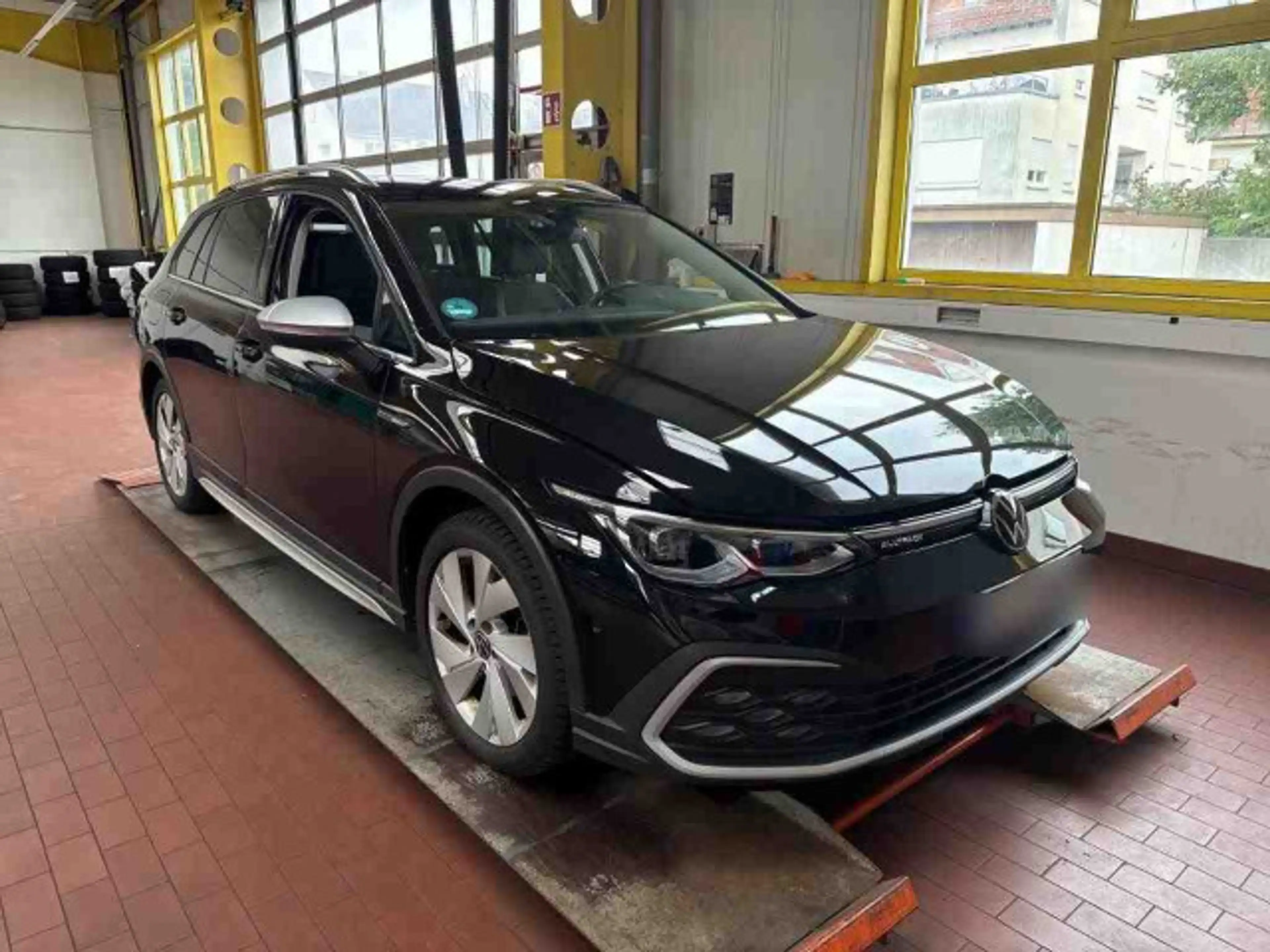 Volkswagen Golf Variant 4 Motion 2.0 TDI PANO AHK STDHZ SHZ — photo 3