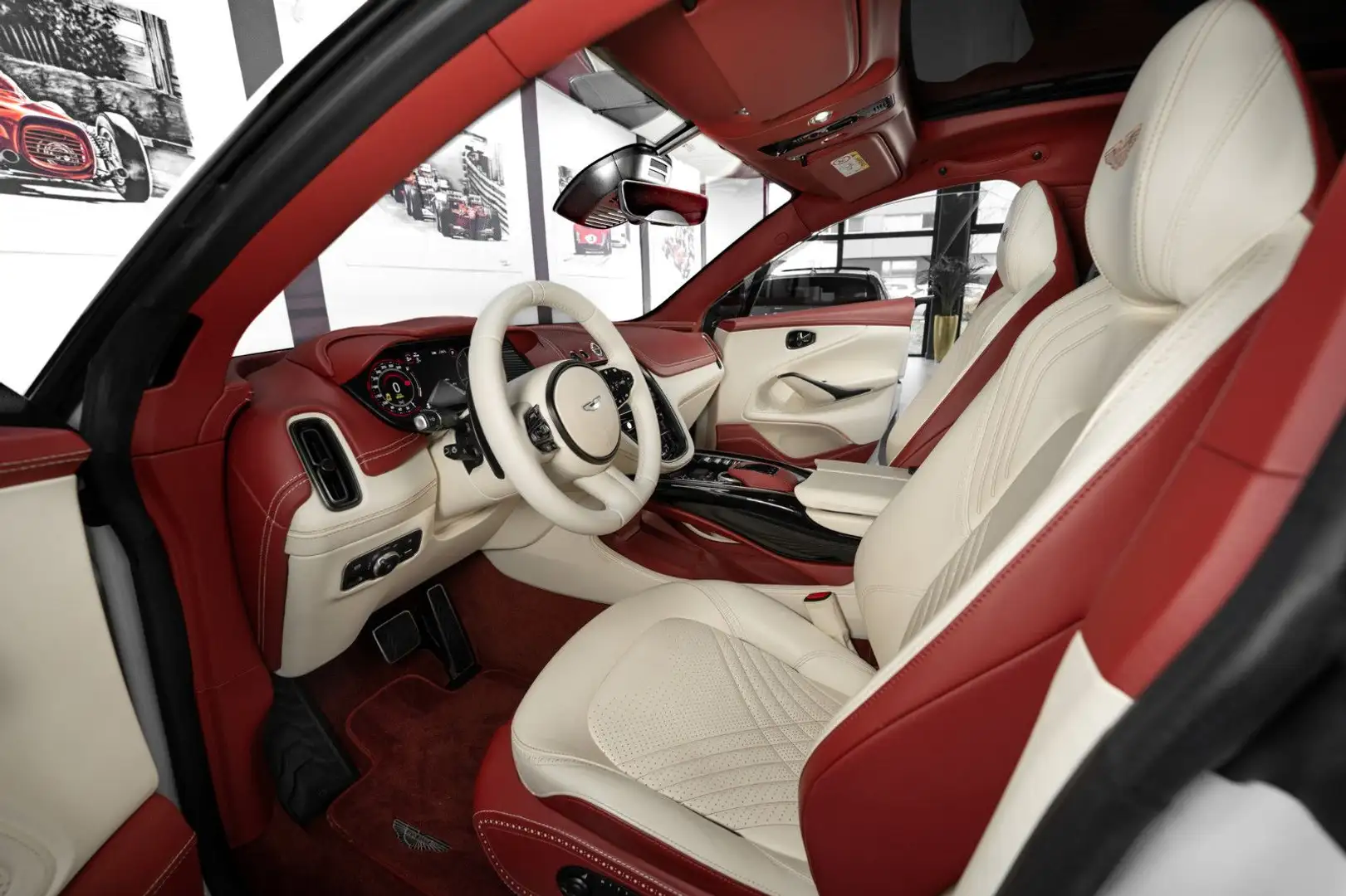 Aston Martin DBX 4.0 V8 #Exclusive Farbkombi #deutsches Fzg. Weiß - 2