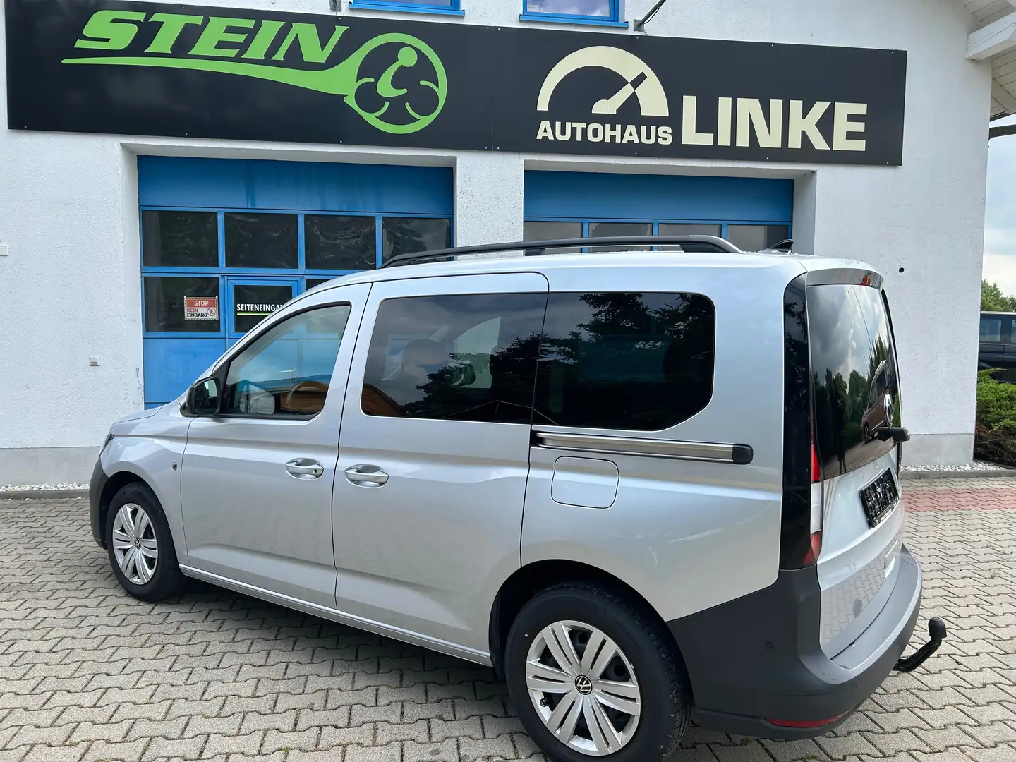Volkswagen Caddy 2.0 TDI DSG  AHK ergoSitz Standheizg Assistenz Argent - 2