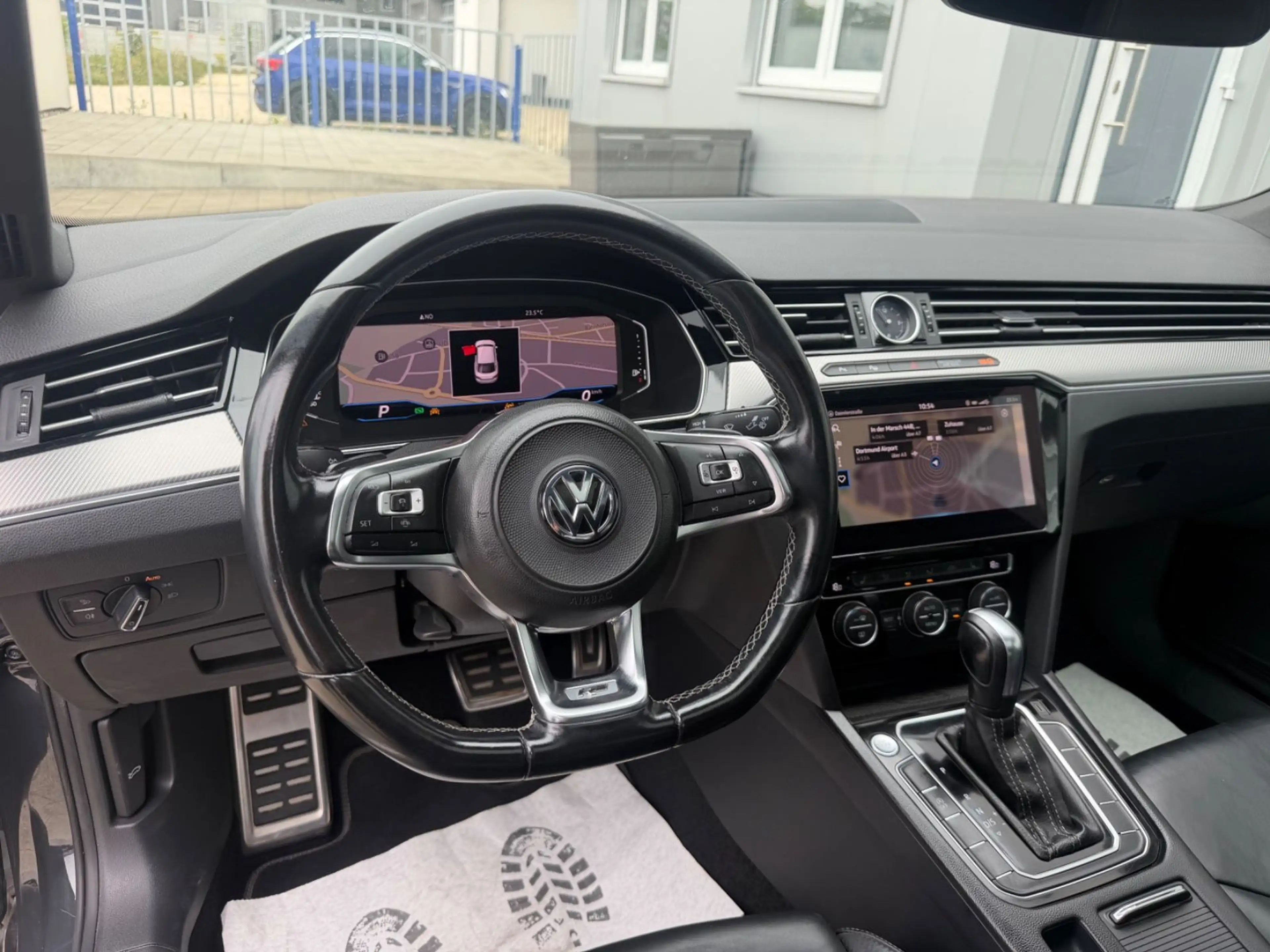 Volkswagen Arteon R-Line 2.0TSI Virtual Pano ACC Kamera Ahk — photo 11