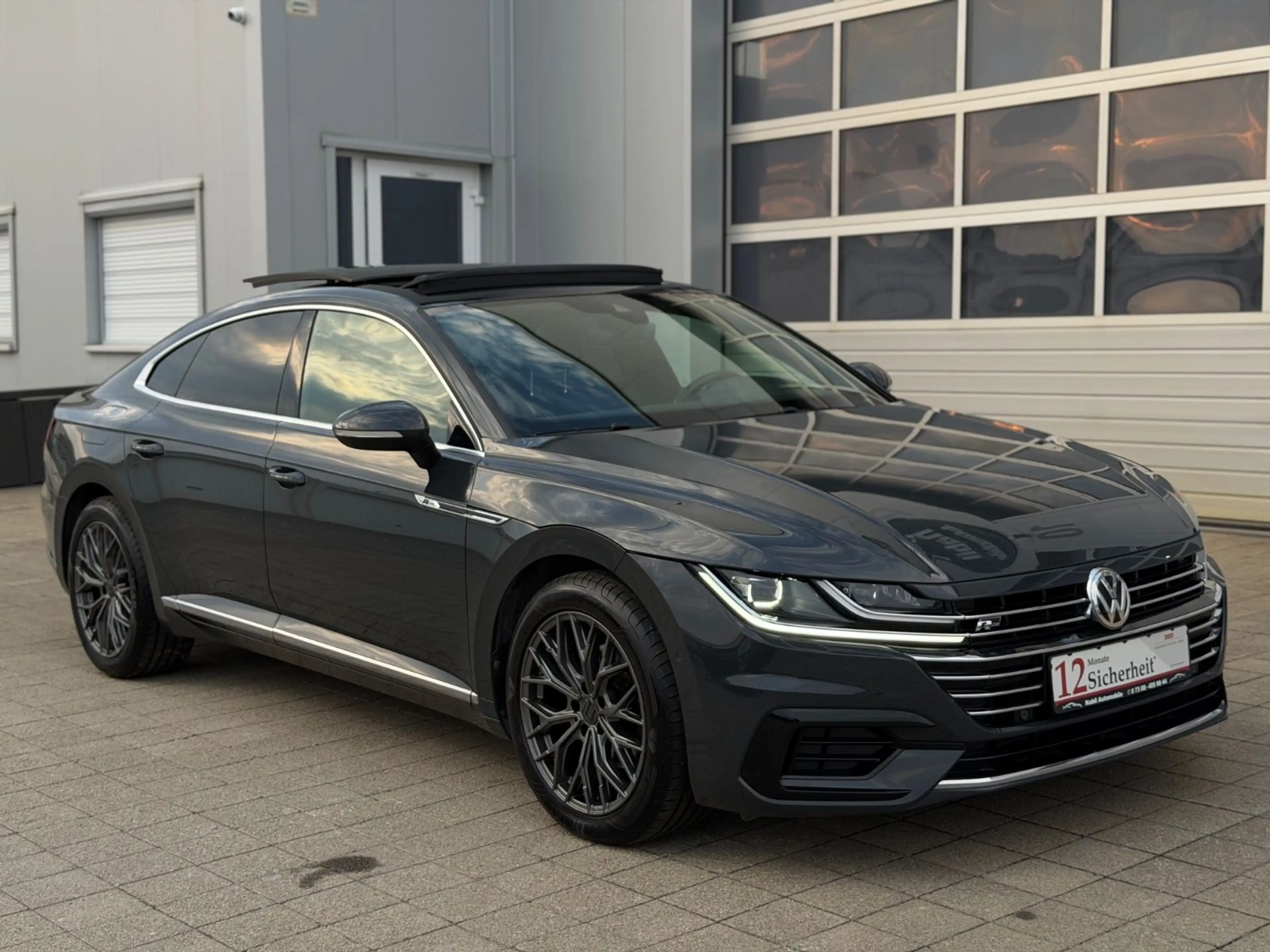 Volkswagen Arteon R-Line 2.0TSI Virtual Pano ACC Kamera Ahk — photo 3