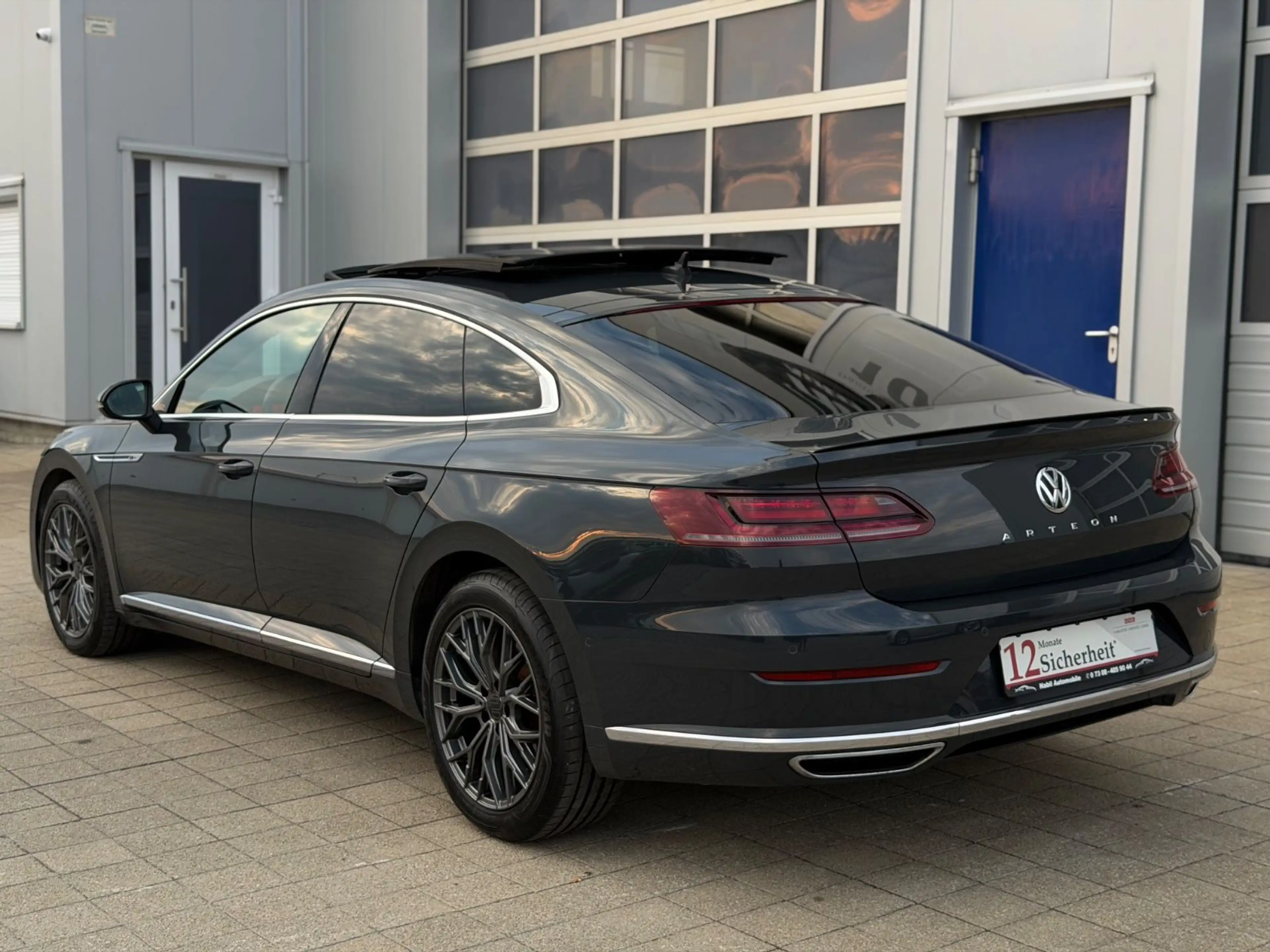 Volkswagen Arteon R-Line 2.0TSI Virtual Pano ACC Kamera Ahk — photo 7