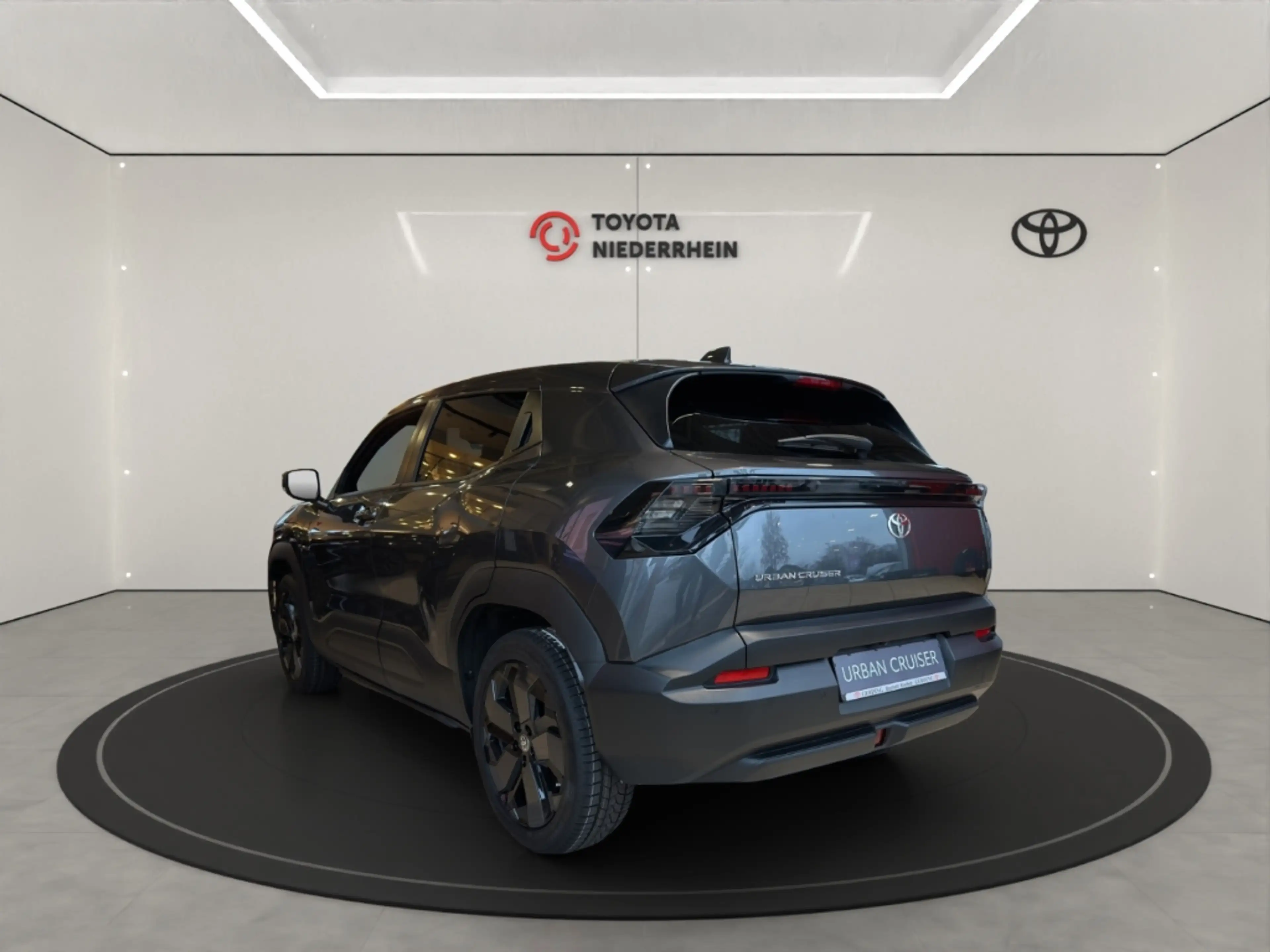 Toyota Urban Cruiser LOUNGE+KAMERA+JBL+PANO+AKTION+SOFORT — photo 2