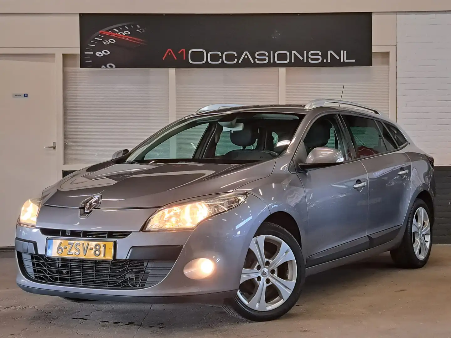 Renault Megane Estate 2.0 Expression Gris - 2