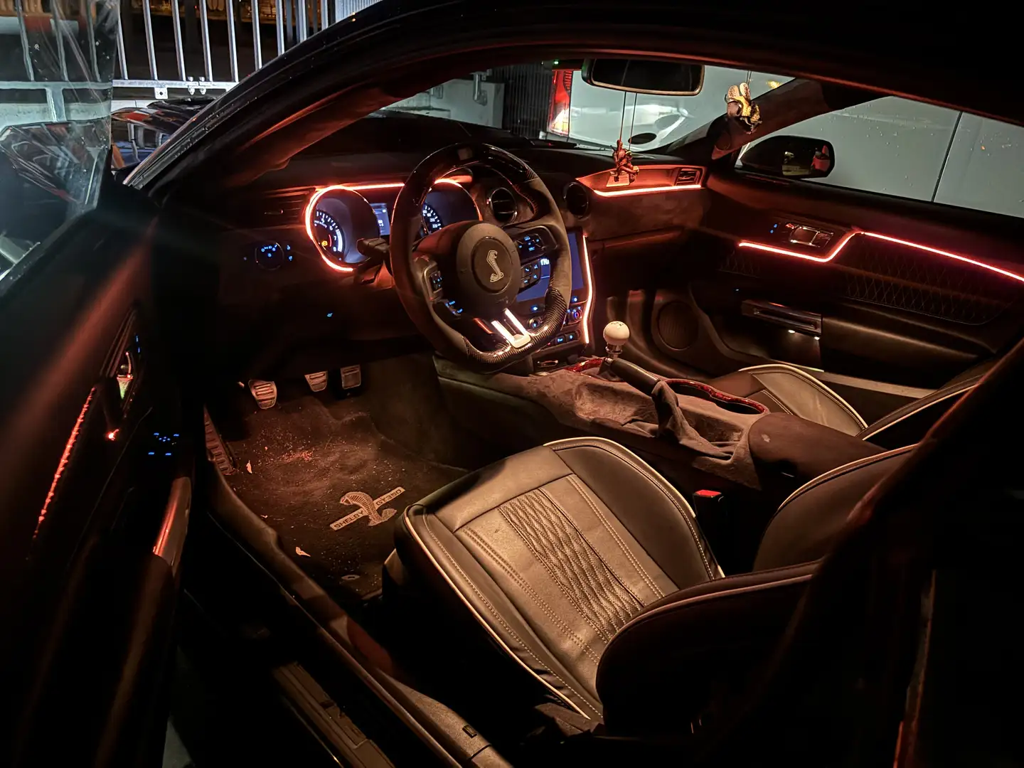 Ford Mustang 3.7 V6 Schaltgetriebe ROUSH-Umbau Grau - 2