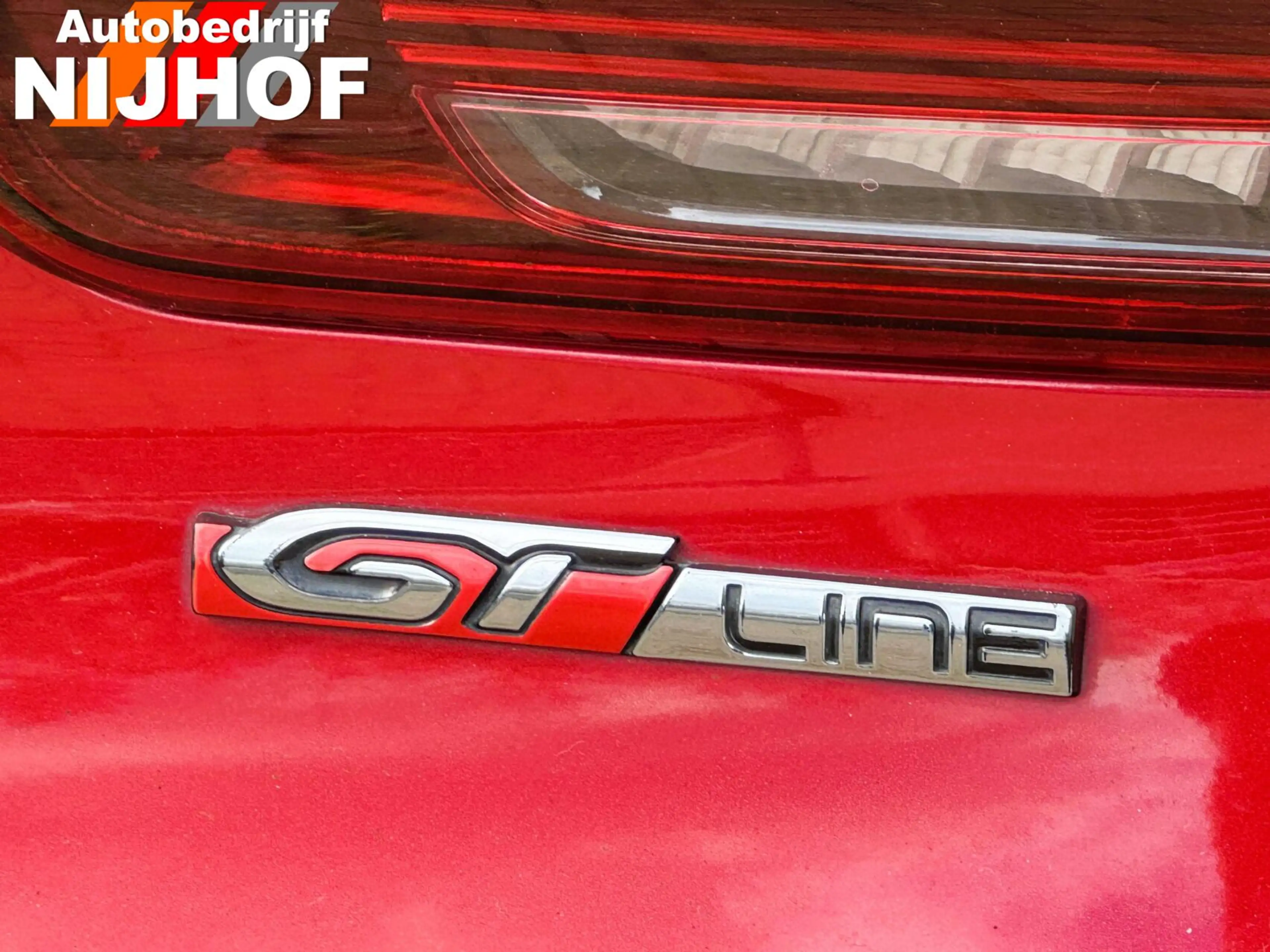 Peugeot 2008 1.2 PureTech GT-line — photo 29