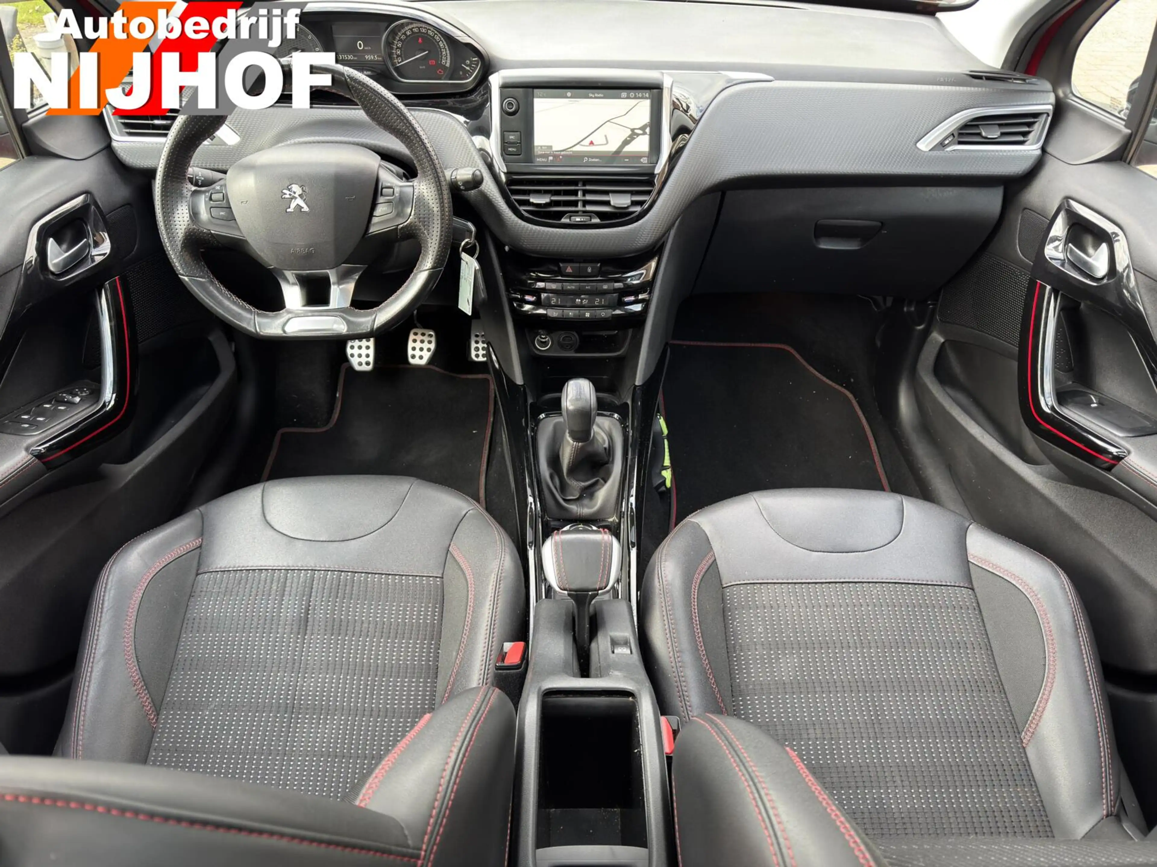 Peugeot 2008 1.2 PureTech GT-line — photo 23