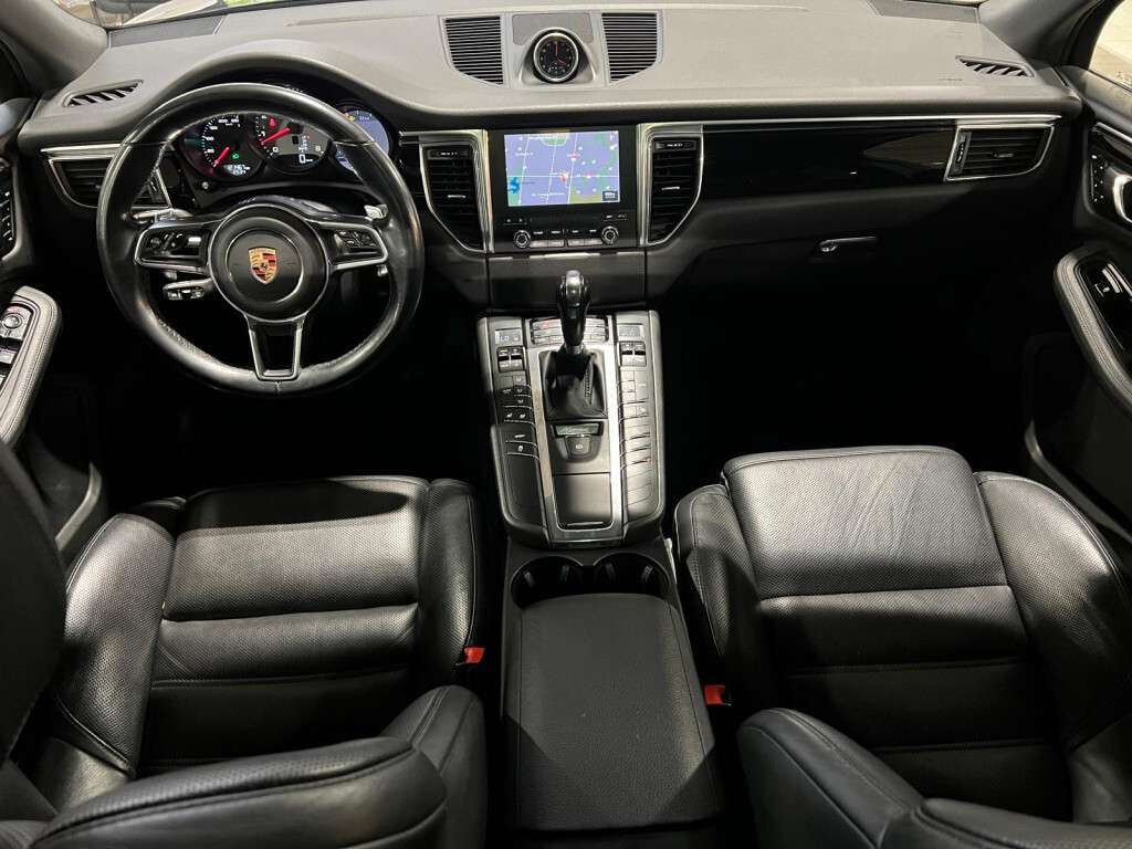 2018 Porsche Macan S Adaptive Cruise Navigation Bose Memory Panoromic thumb 28