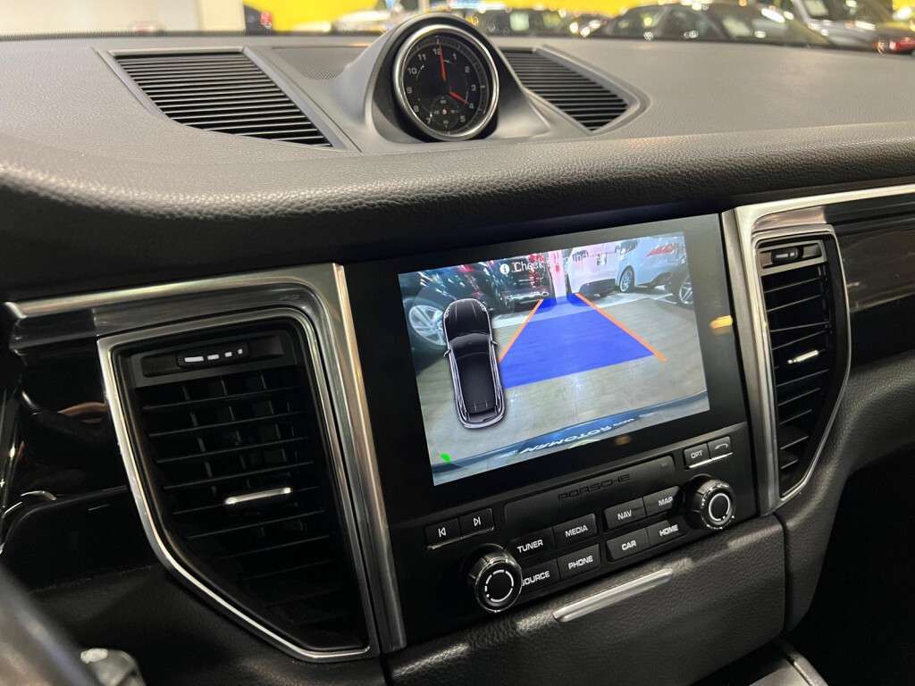 2018 Porsche Macan S Adaptive Cruise Navigation Bose Memory Panoromic thumb 33