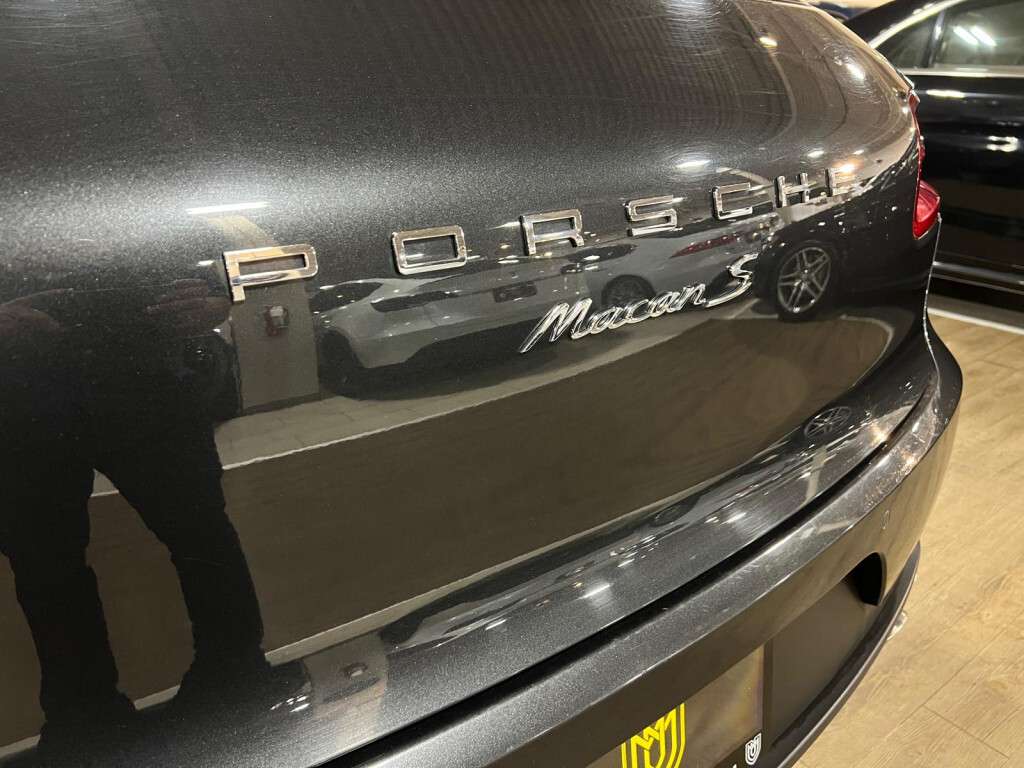 2018 Porsche Macan S Adaptive Cruise Navigation Bose Memory Panoromic thumb 17