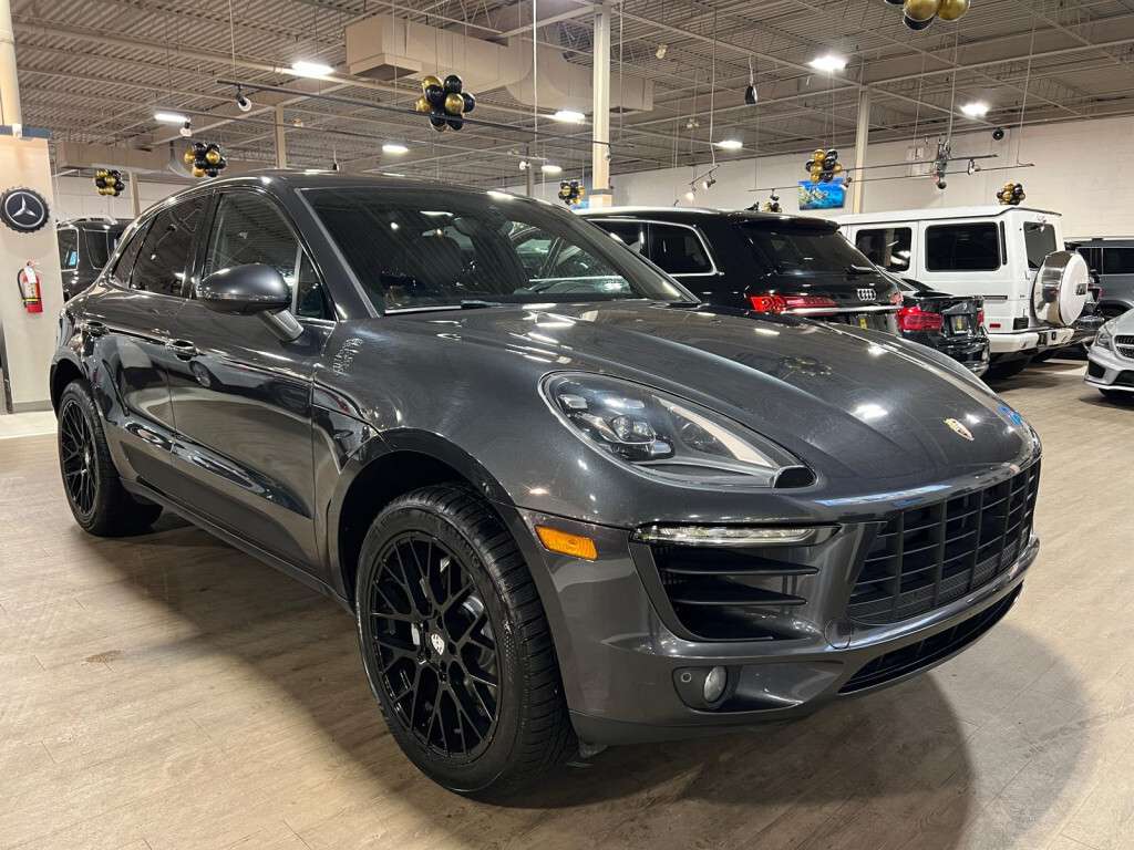 2018 Porsche Macan S Adaptive Cruise Navigation Bose Memory Panoromic thumb 7