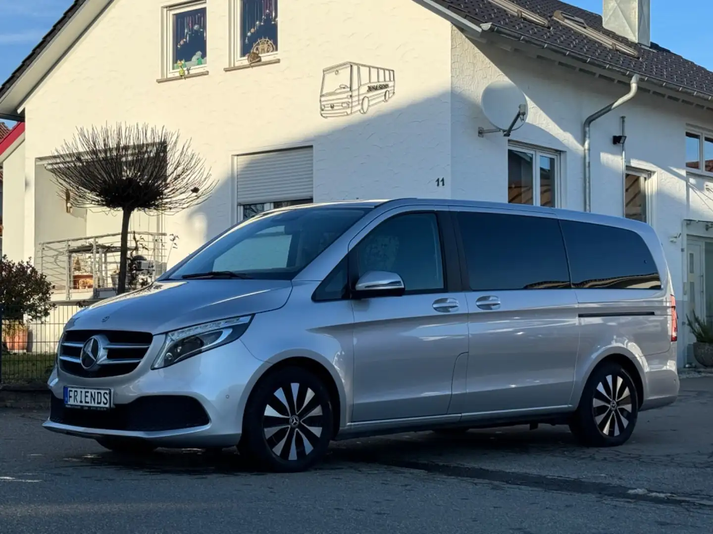 Mercedes-Benz V 220 d EDITION*7-SITZER*LANG*SCHECKHEFT MB*1.HD* Argintiu - 1