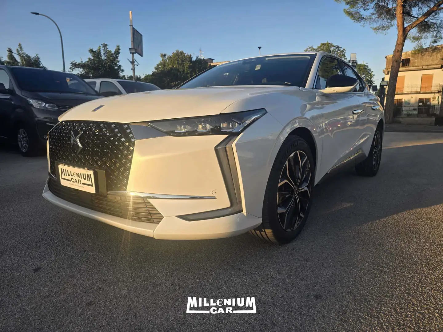 DS Automobiles DS 4 DS4 CROSS RIVOLI 2023 DIESEL KM46000 Wit - 1
