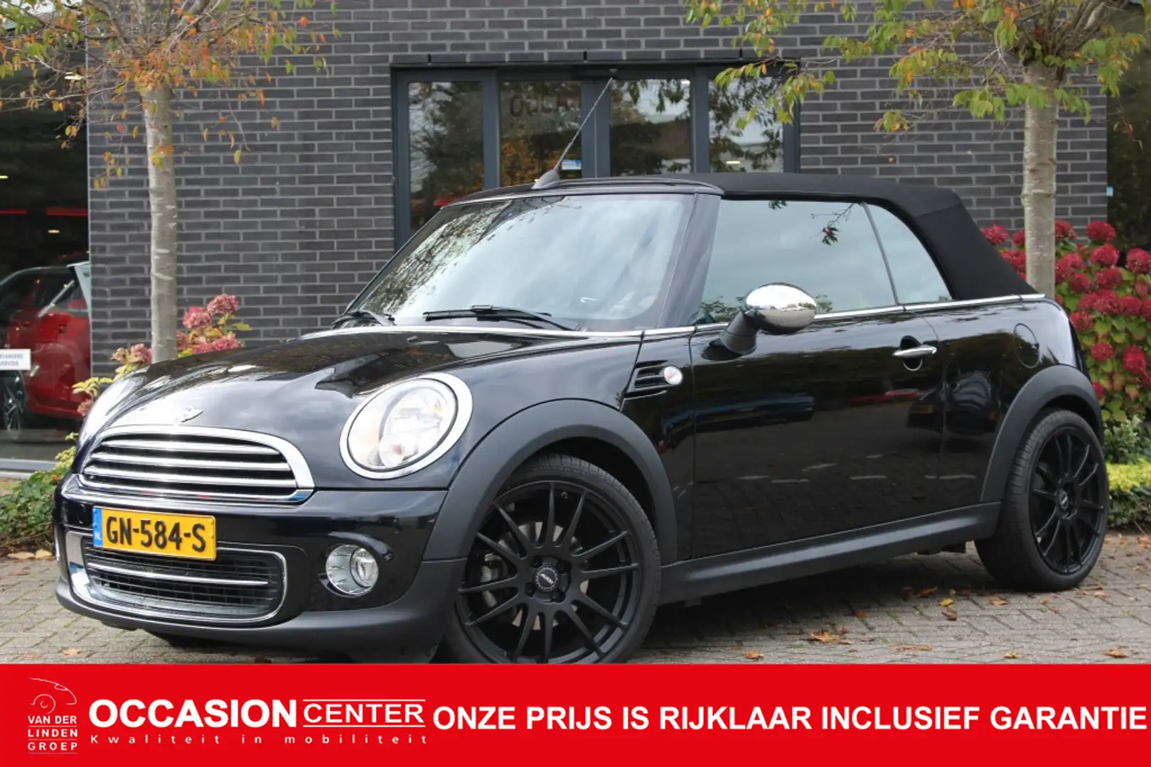 MINI Cooper Cabrio Mini 1.6 Chili "RIJKLAARPRIJS" Zwart - 1