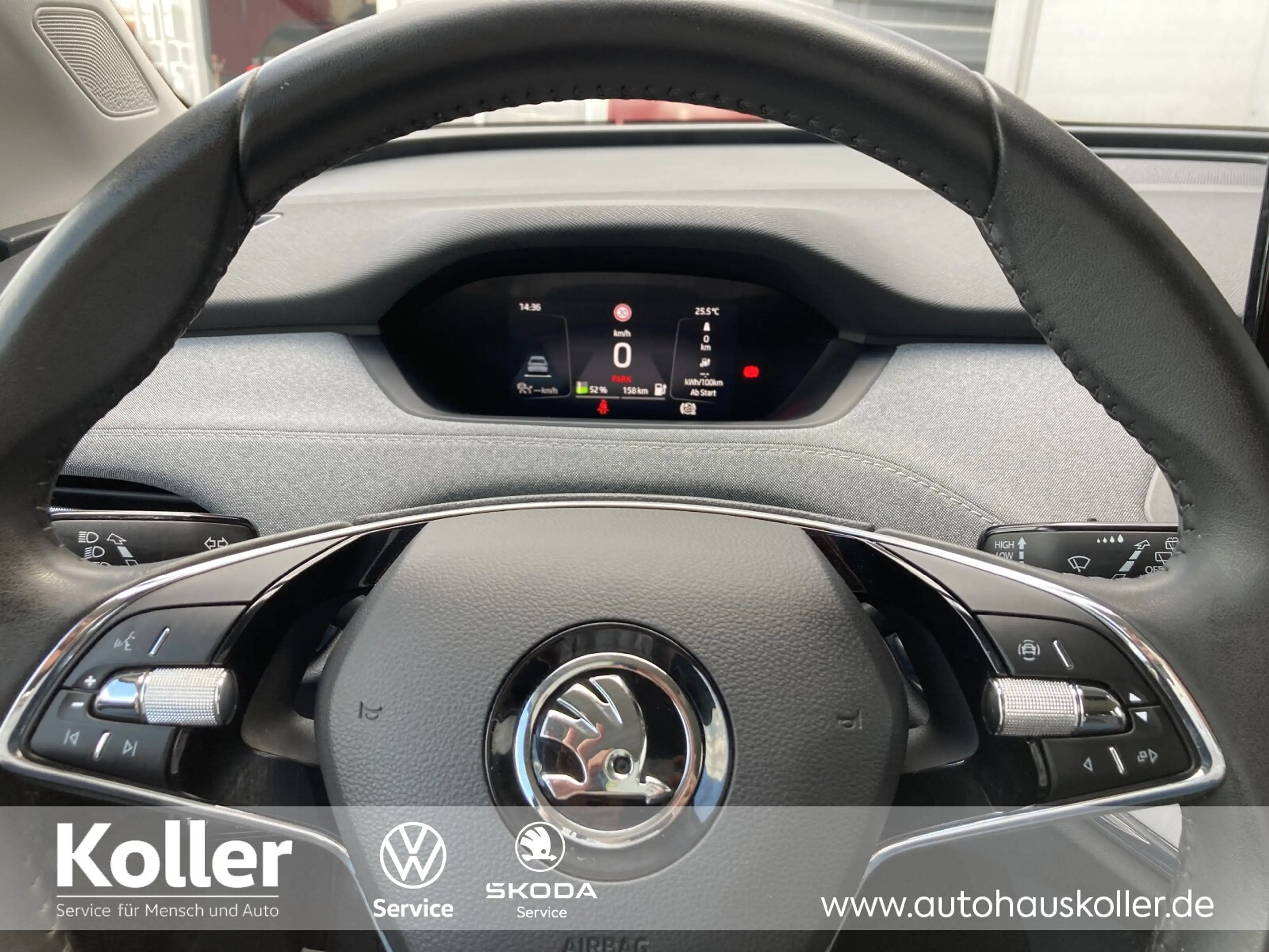 Skoda Enyaq Enyaq iV 60 Loft AHK TParken el.HK Area View ACC — photo 15