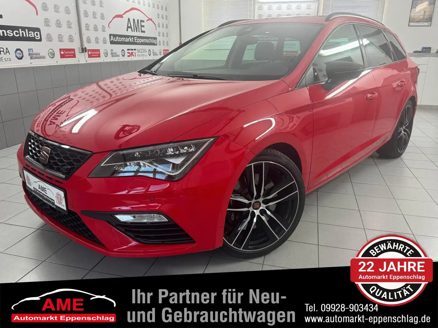 CUPRA Leon ST 300 4Drive Virt.Cockpit|ACC|Beats Červená - 1