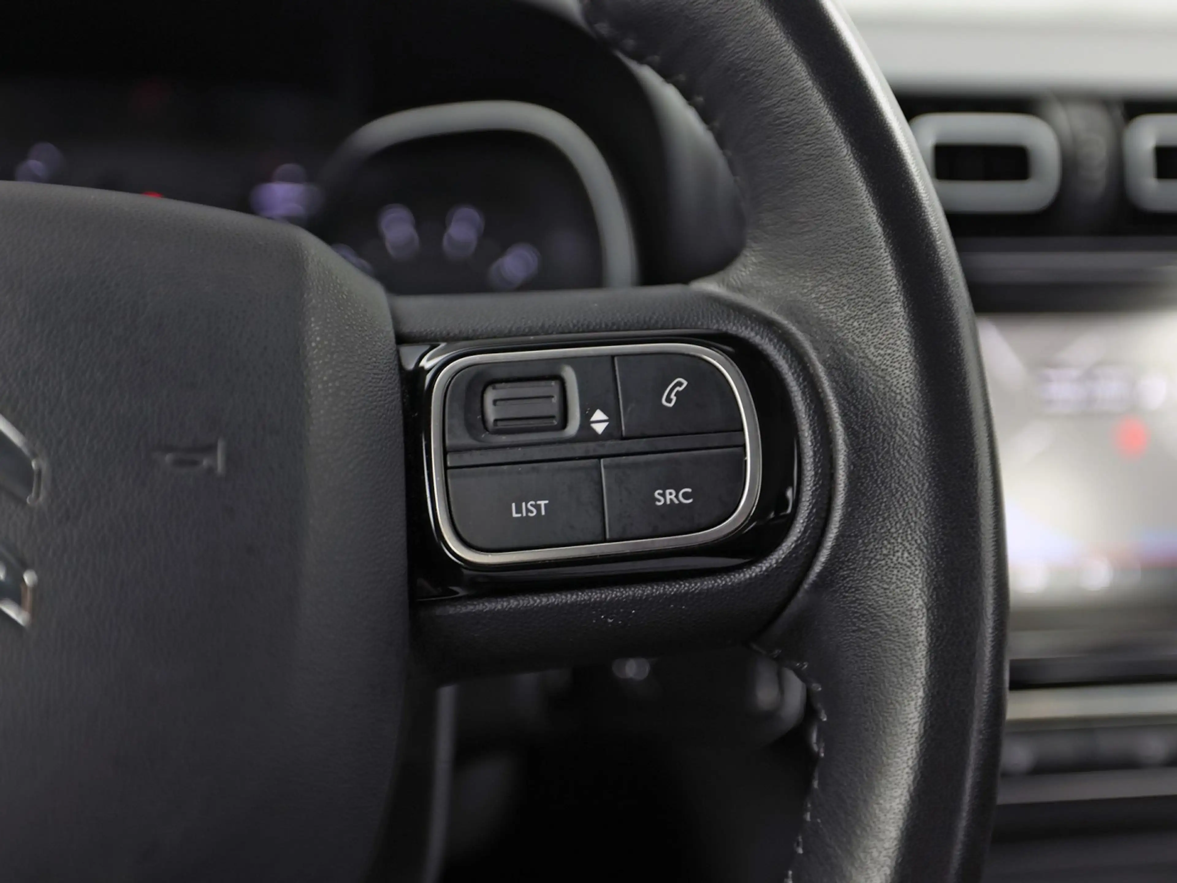 Citroen C3 Aircross 1.2 PureTech Sport (APPLE CARPLAY, GROOT NAVI, LOG — photo 18