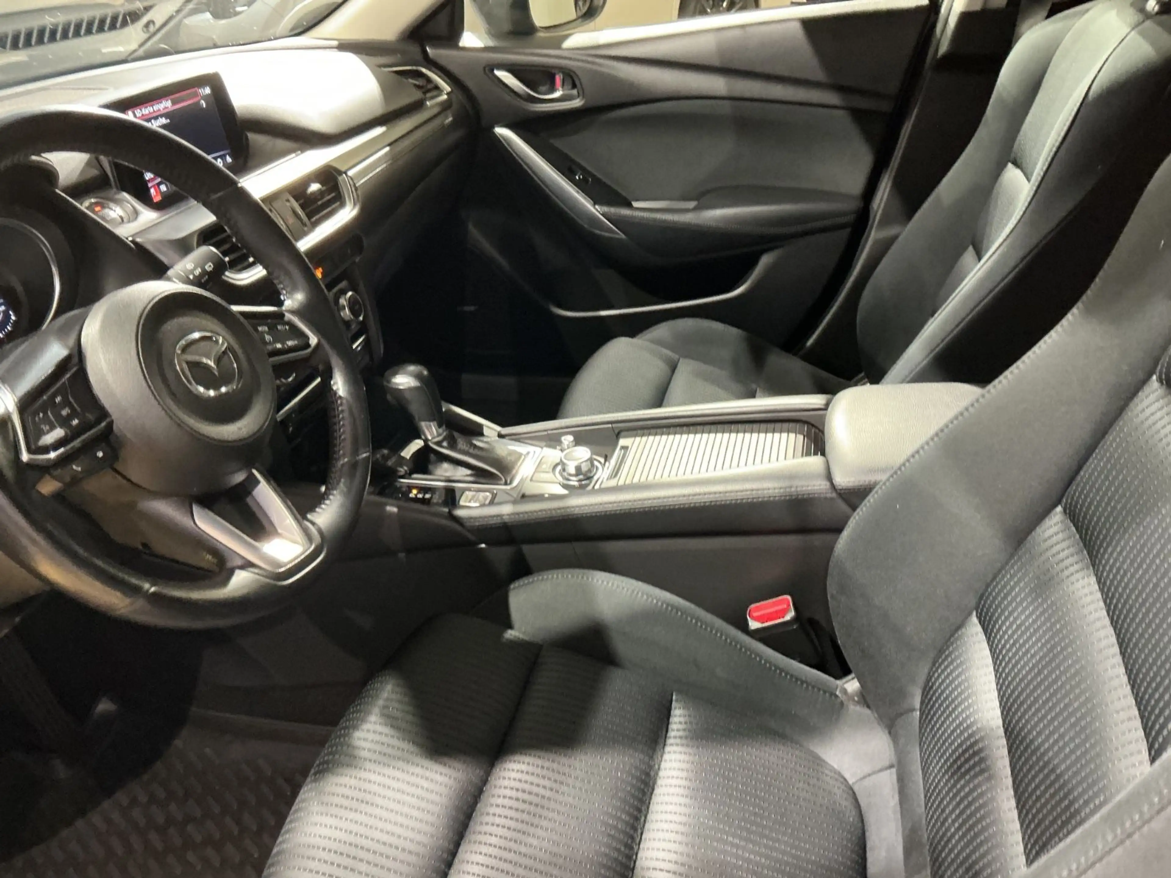 Mazda 6 Kombi KIZOKU*inklusive Winterräder* — photo 14