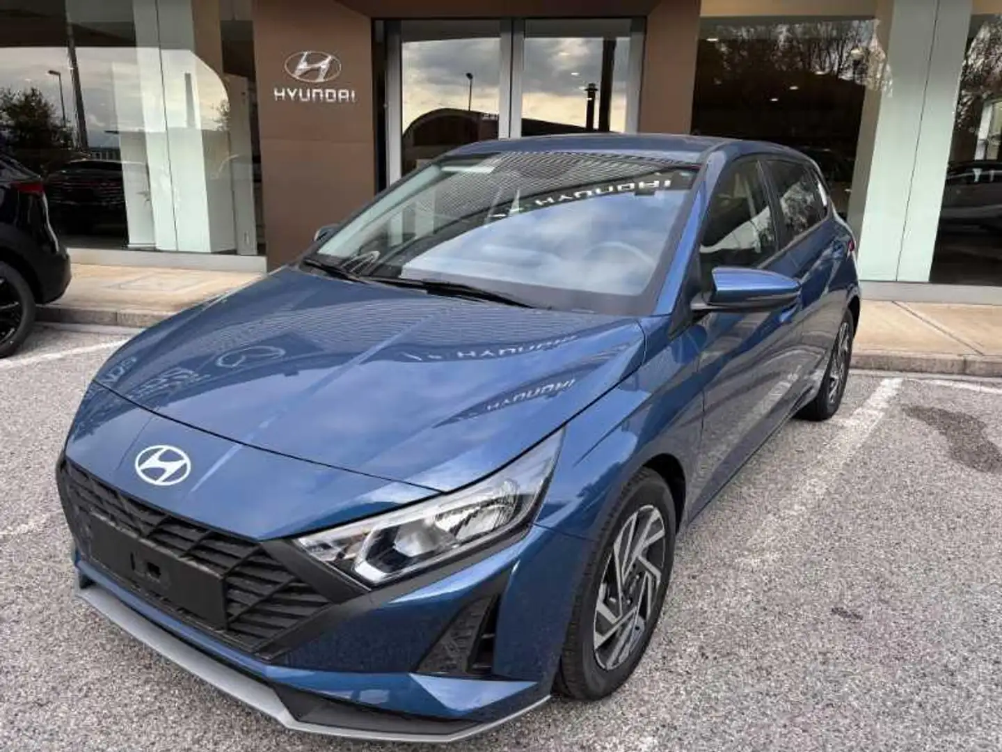 Hyundai i20 1.2 mpi connectline 79cv mt Bianco - 1