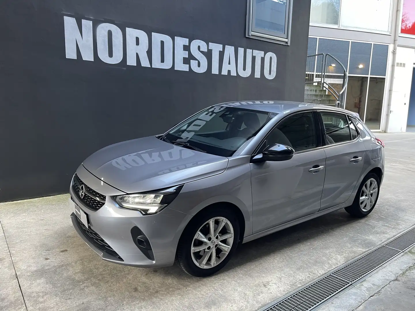 Opel Corsa 1.5 DCI Elegance S&S NAZIONALE OK NEOPATENTATI Gris - 1