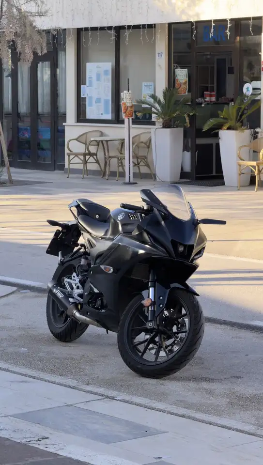 Yamaha YZF-R125