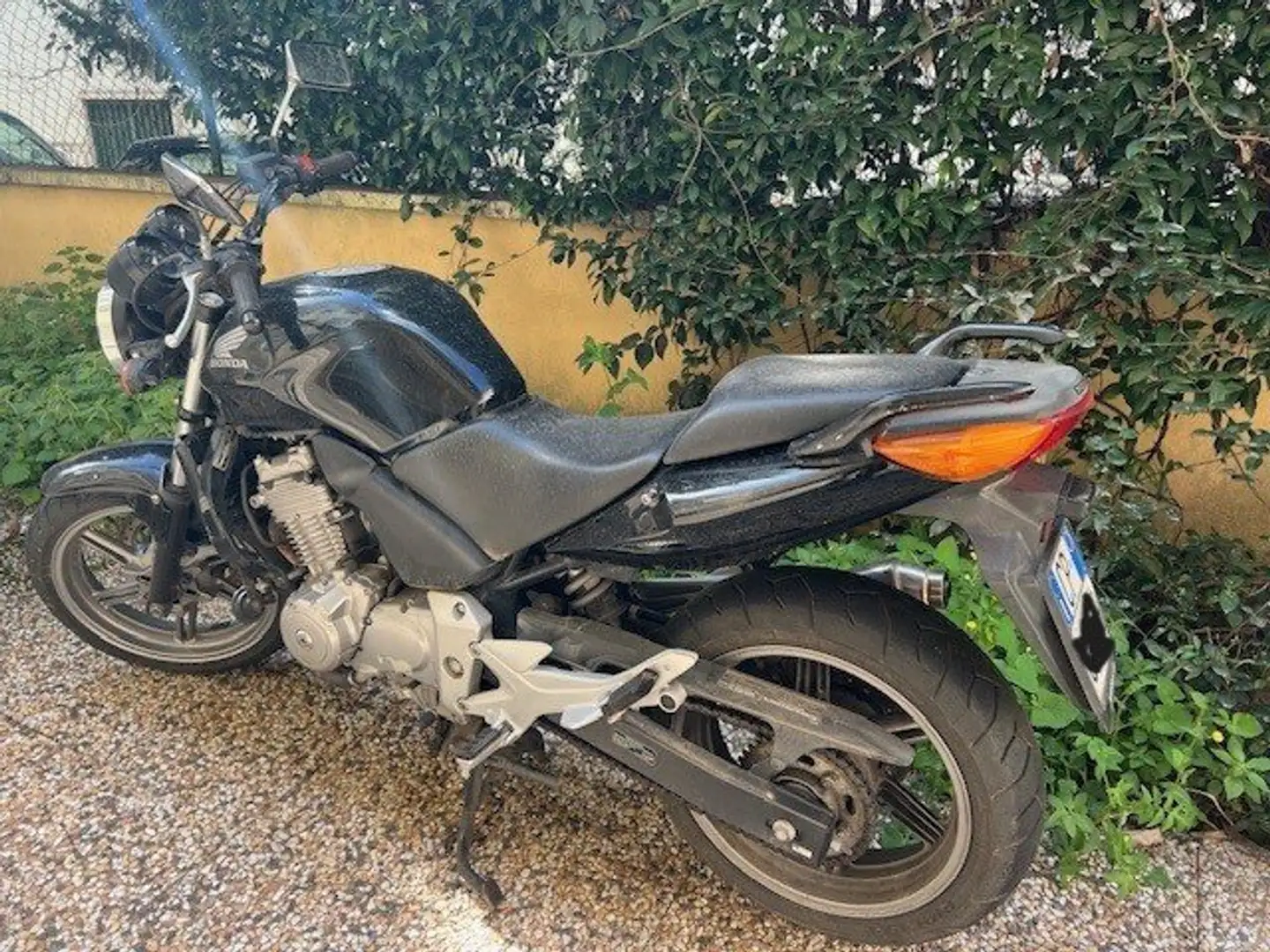 Honda CBF 500 Negro - 2