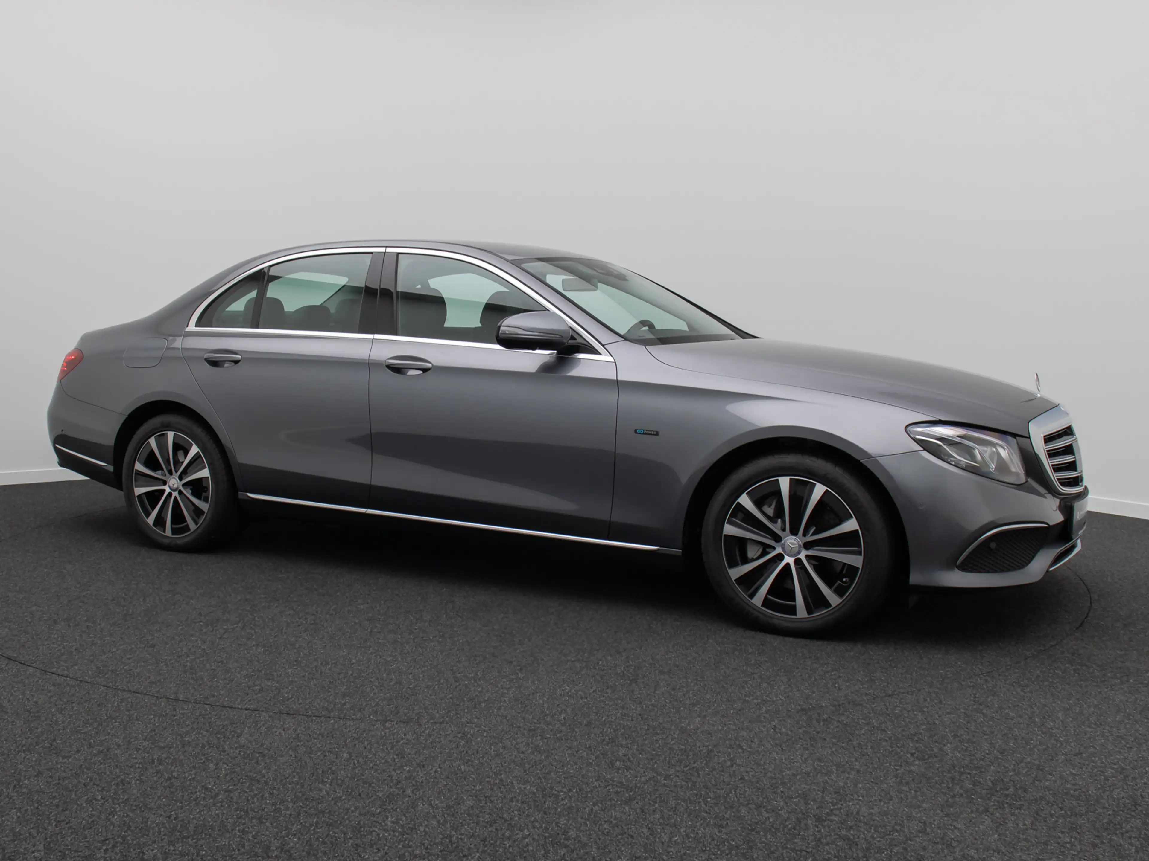 Mercedes-Benz E 300 de Widscreen 360° DAB AHK FahrAss HiFi 18 — photo 4