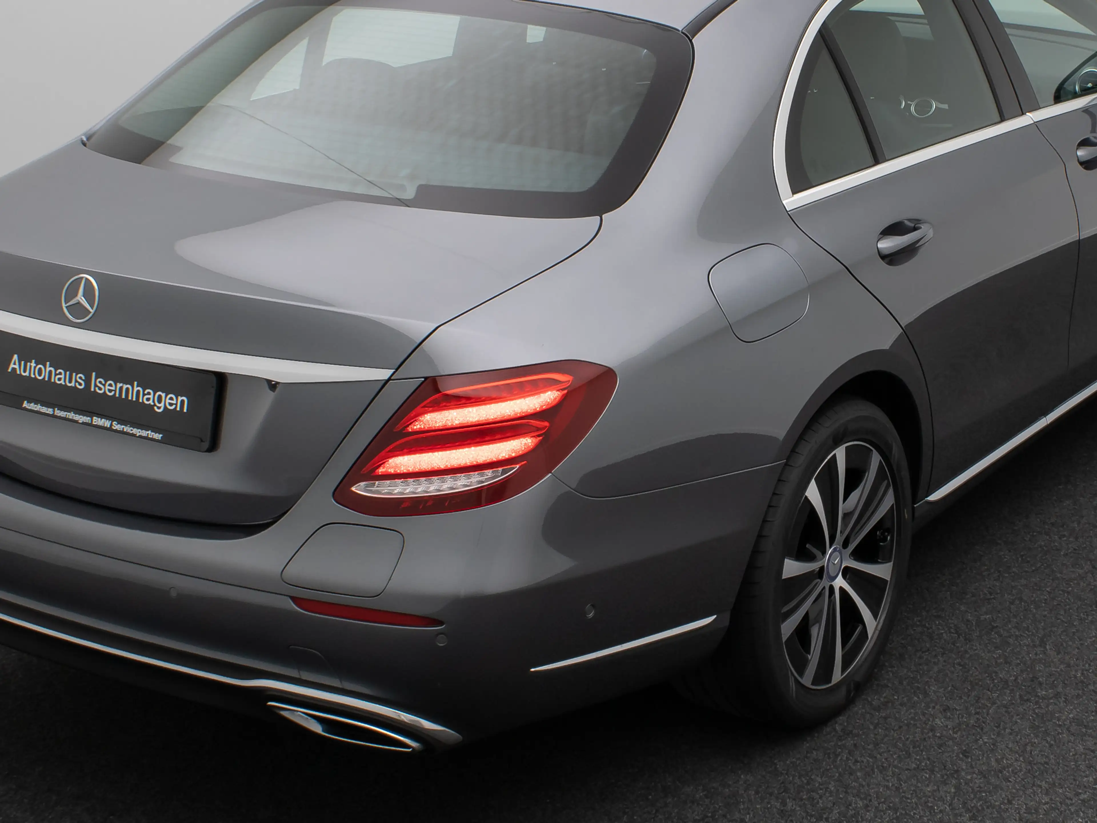 Mercedes-Benz E 300 de Widscreen 360° DAB AHK FahrAss HiFi 18 — photo 15