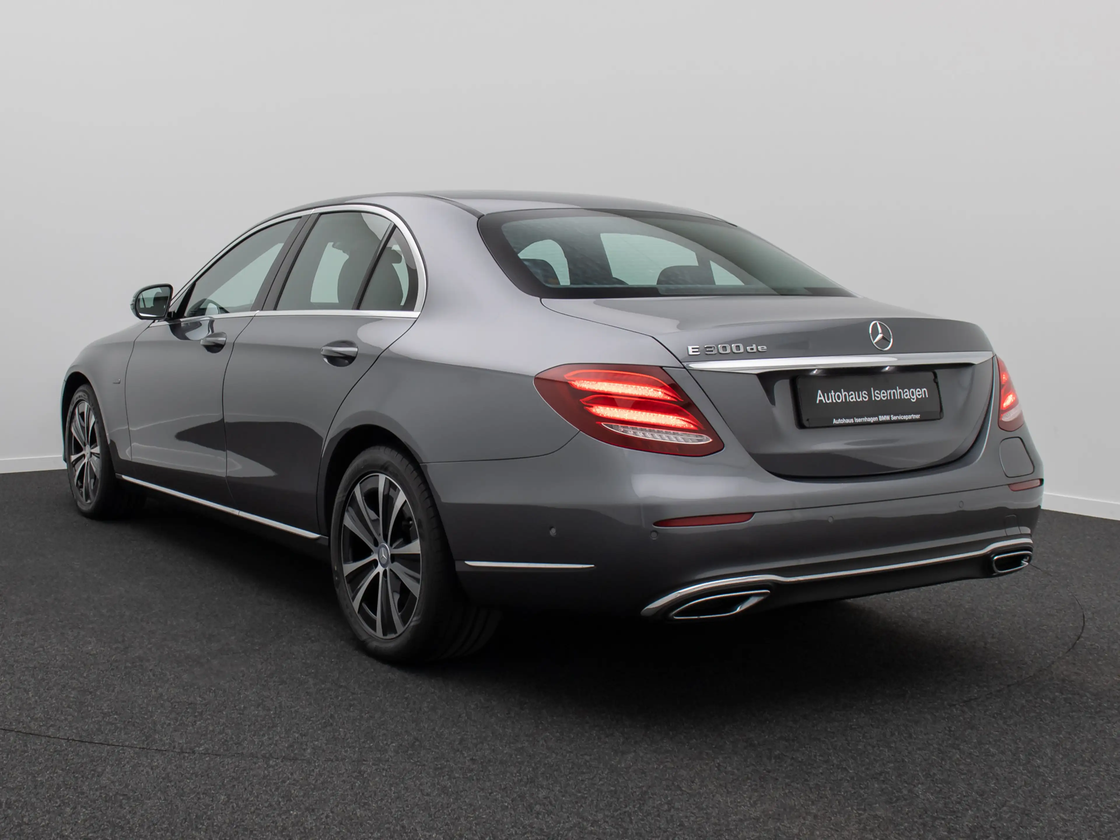 Mercedes-Benz E 300 de Widscreen 360° DAB AHK FahrAss HiFi 18 — photo 9