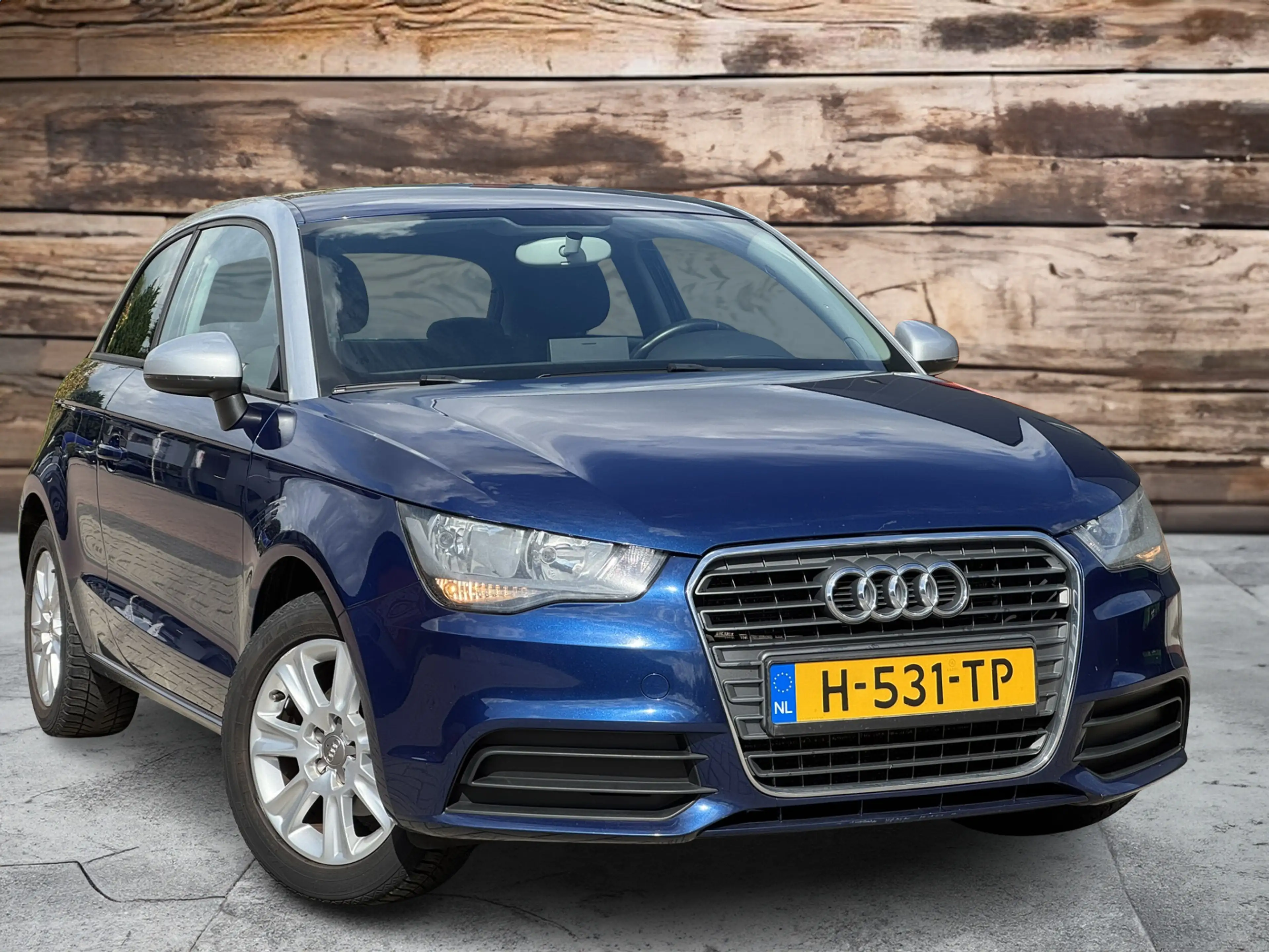 Audi A1 1.2 TFSI Admired | Airco | Multimedia | Nieuwe DB — photo 2